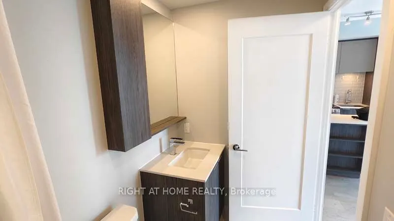 70 ANNIE CRAIG Drive, #4009