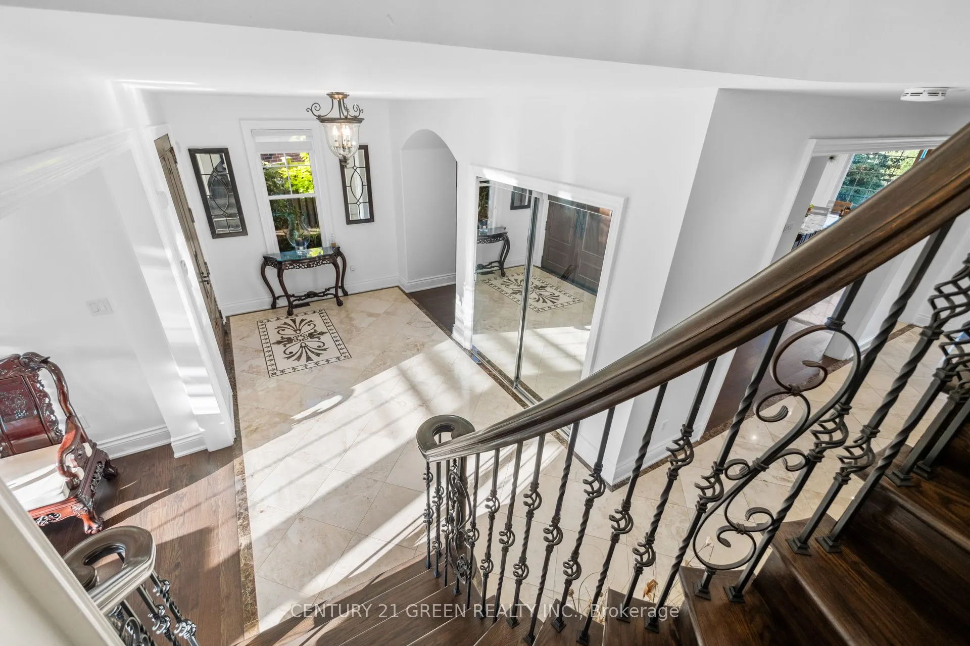 345 Potts Terrace