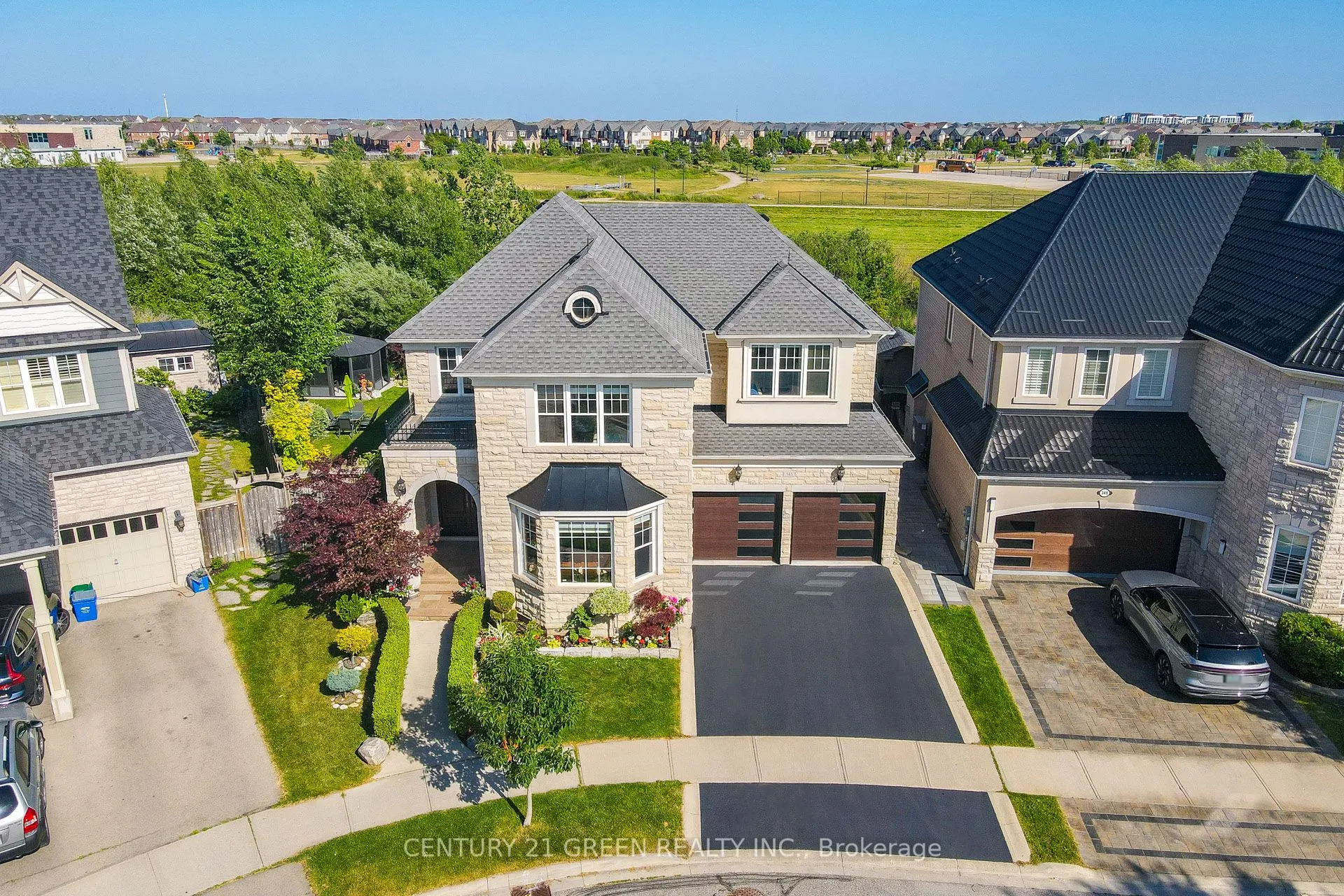 345 Potts Terrace