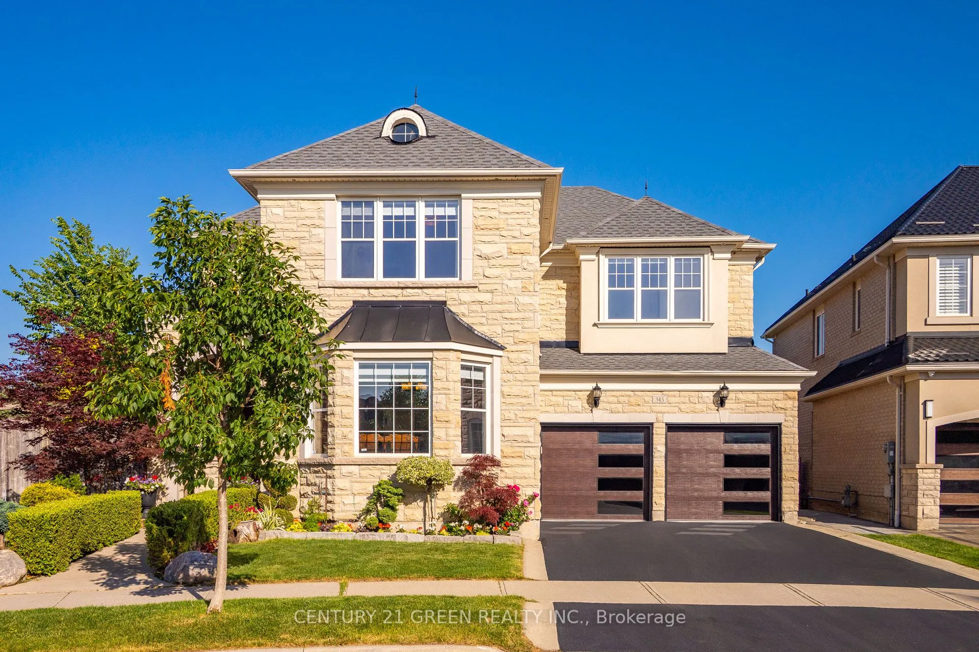 345 Potts Terrace