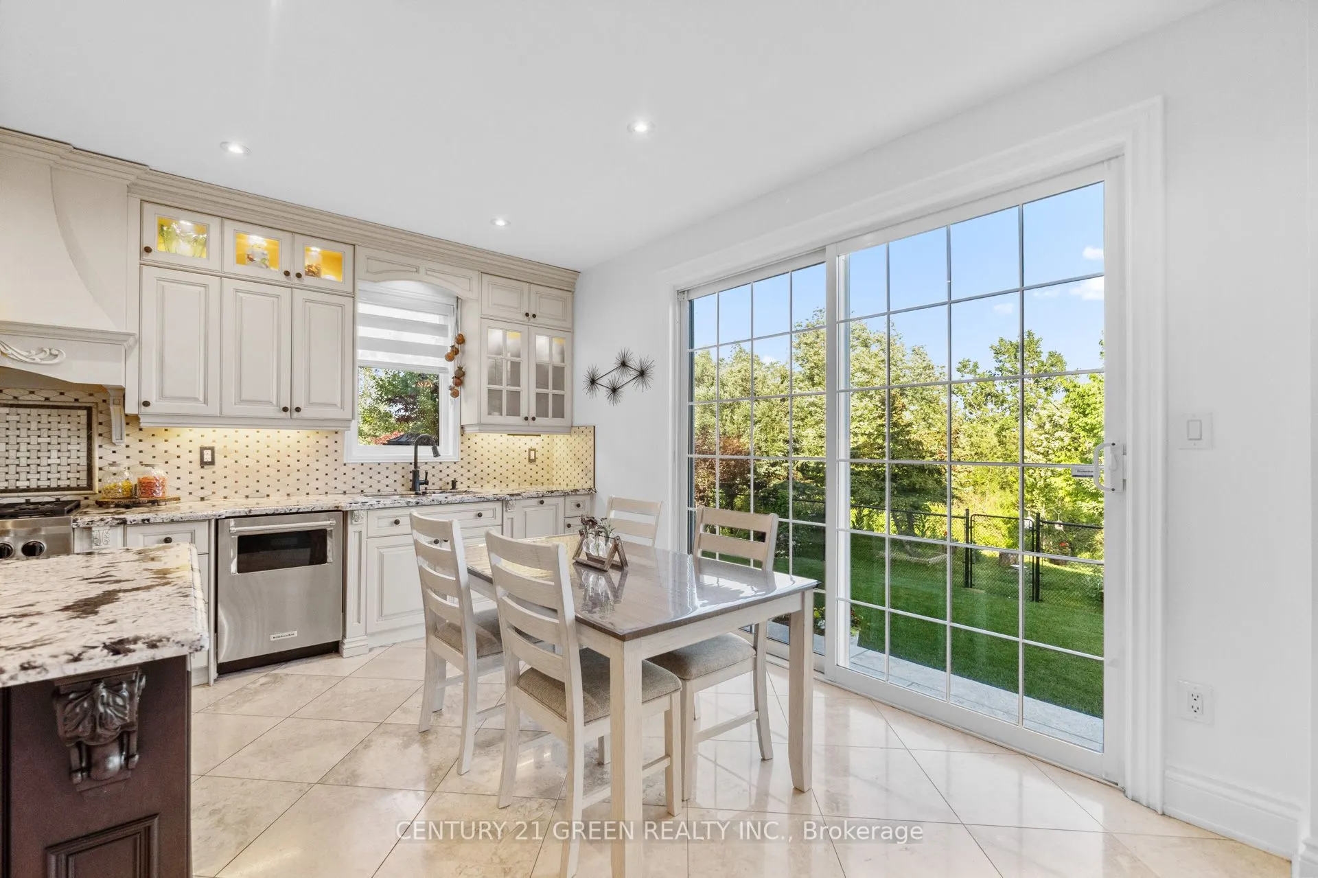 345 Potts Terrace