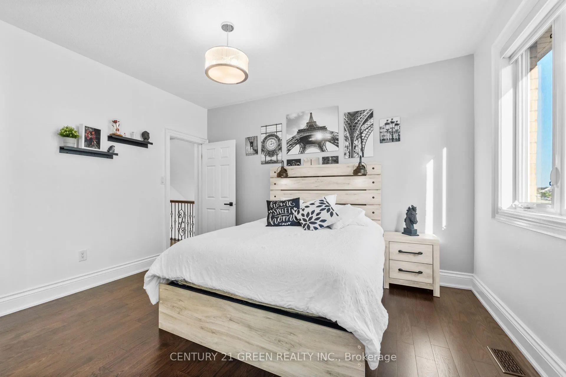 345 Potts Terrace