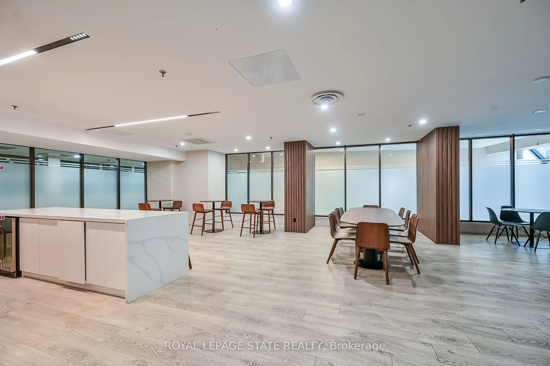 22 Southport Street, #224