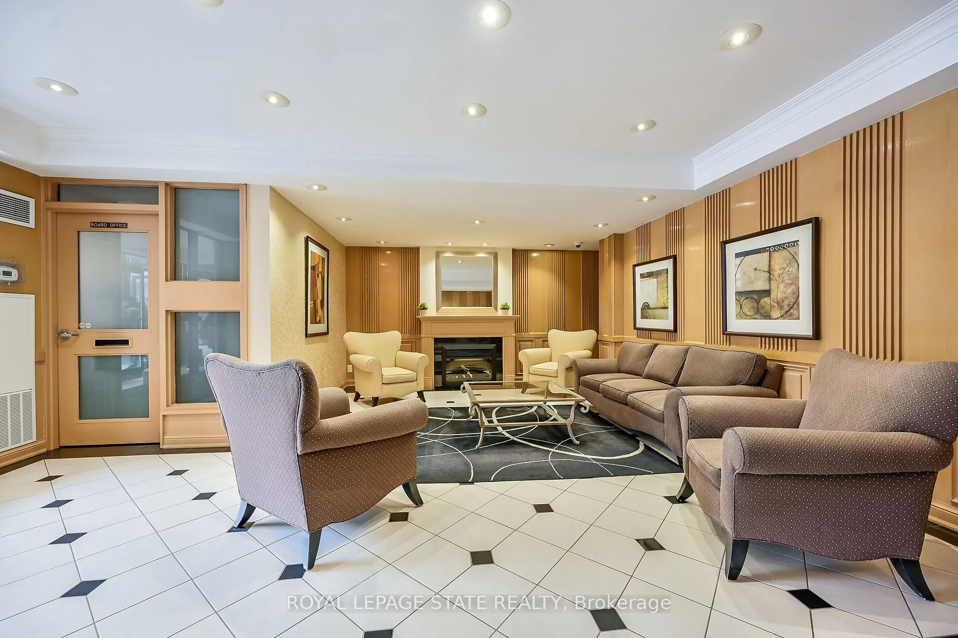 22 Southport Street, #224
