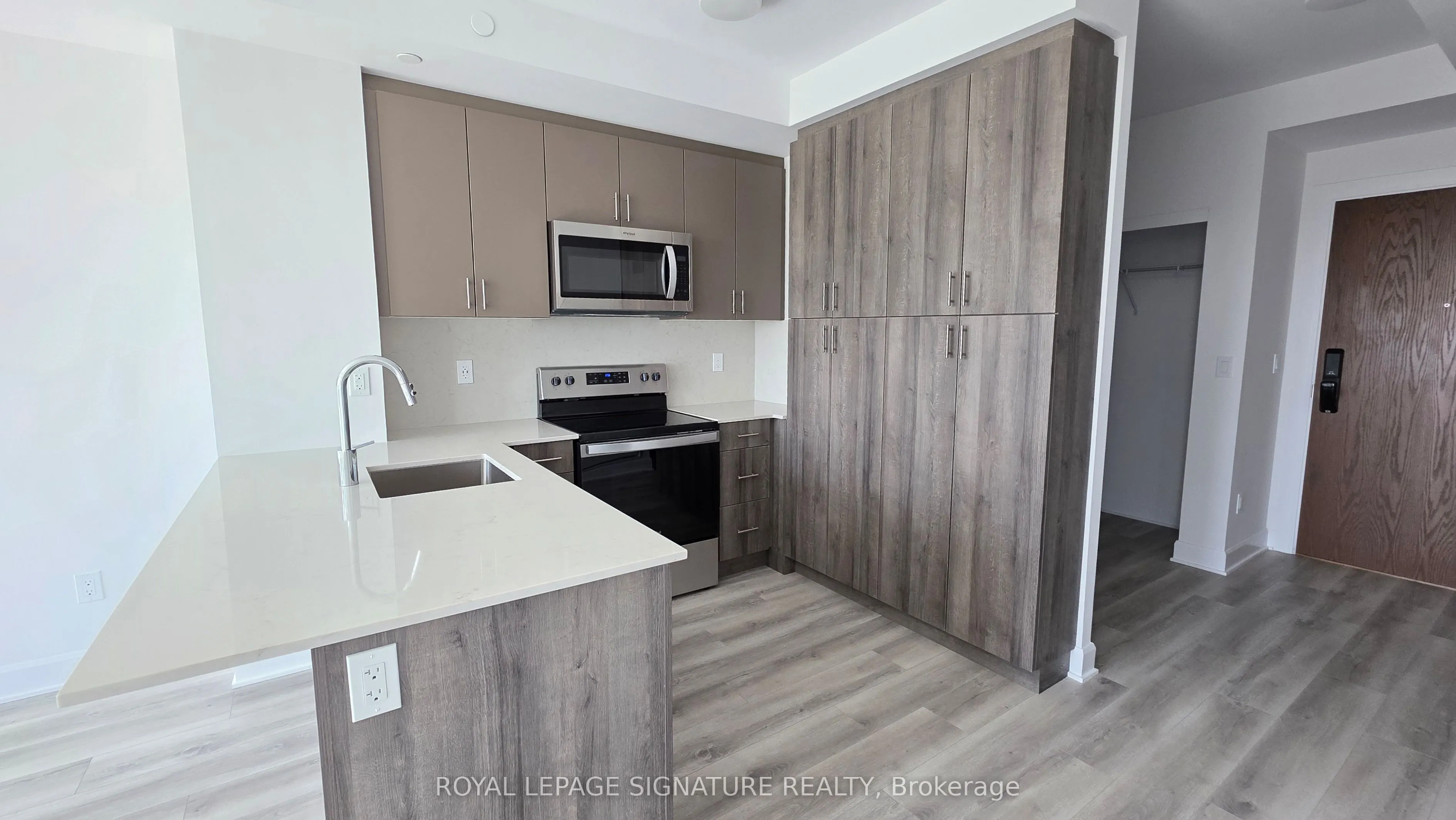 3240 William Coltson Avenue, #808
