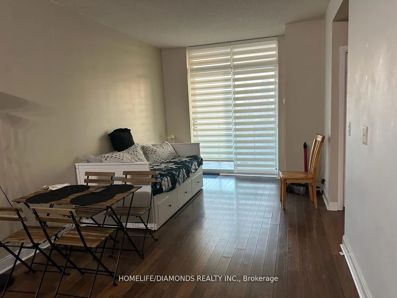 70 ABSOLUTE Avenue, #2208