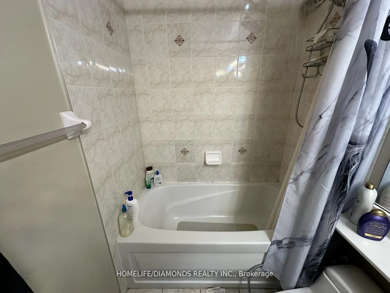 70 ABSOLUTE Avenue, #2208