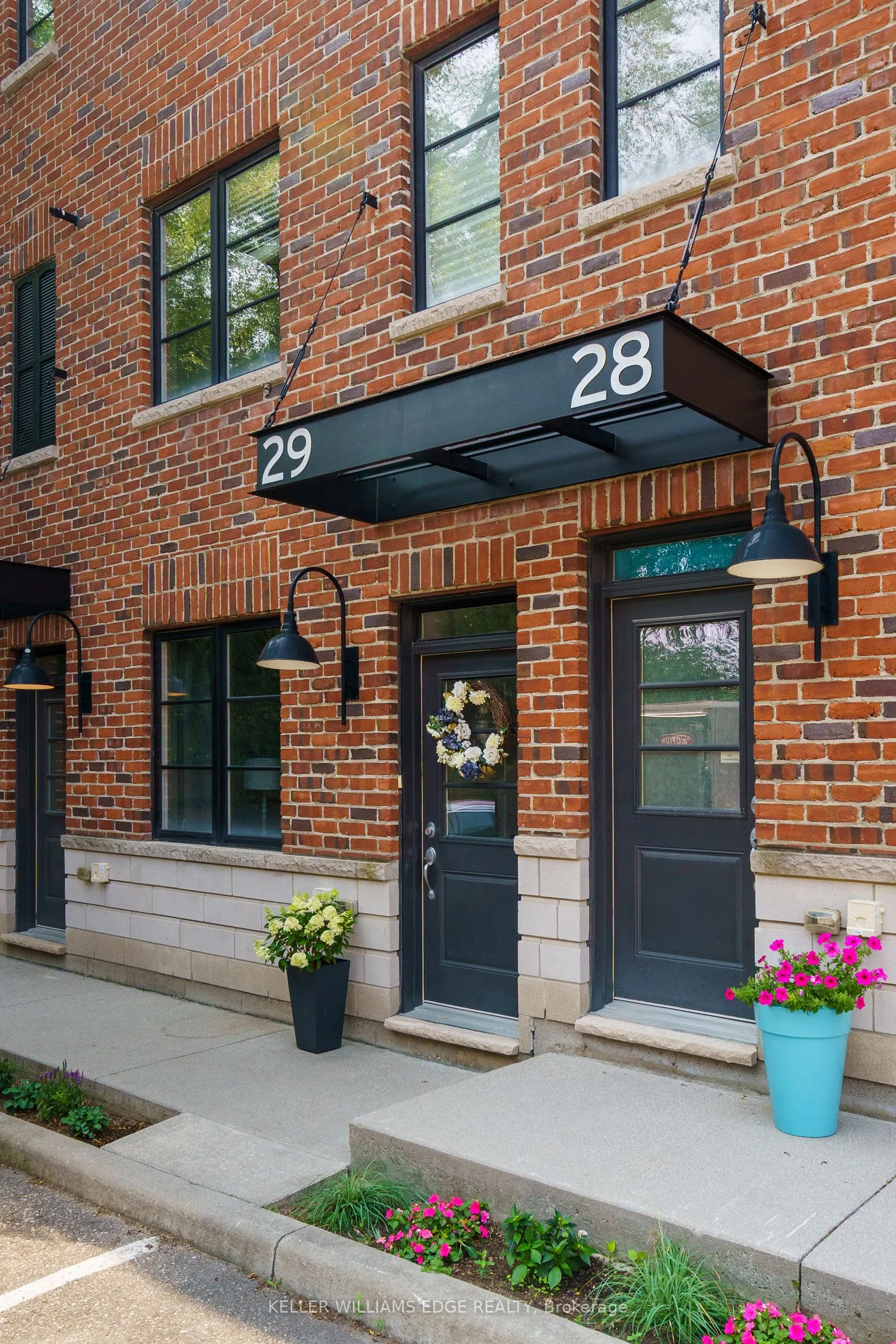 70 Plains Road W, #29