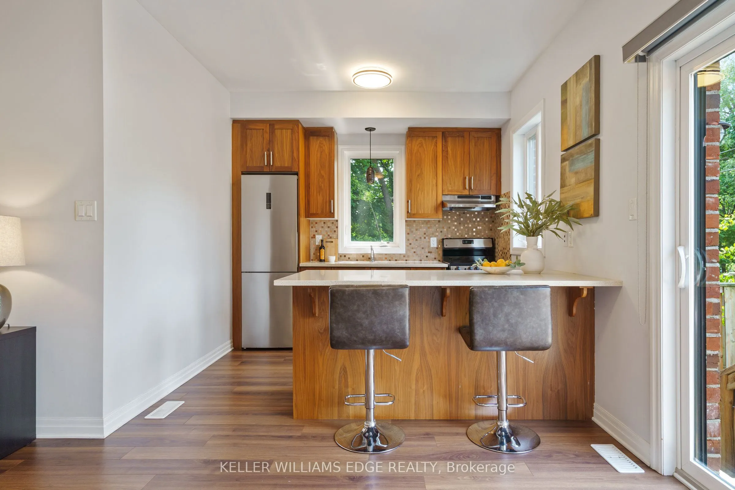 70 Plains Road W, #29