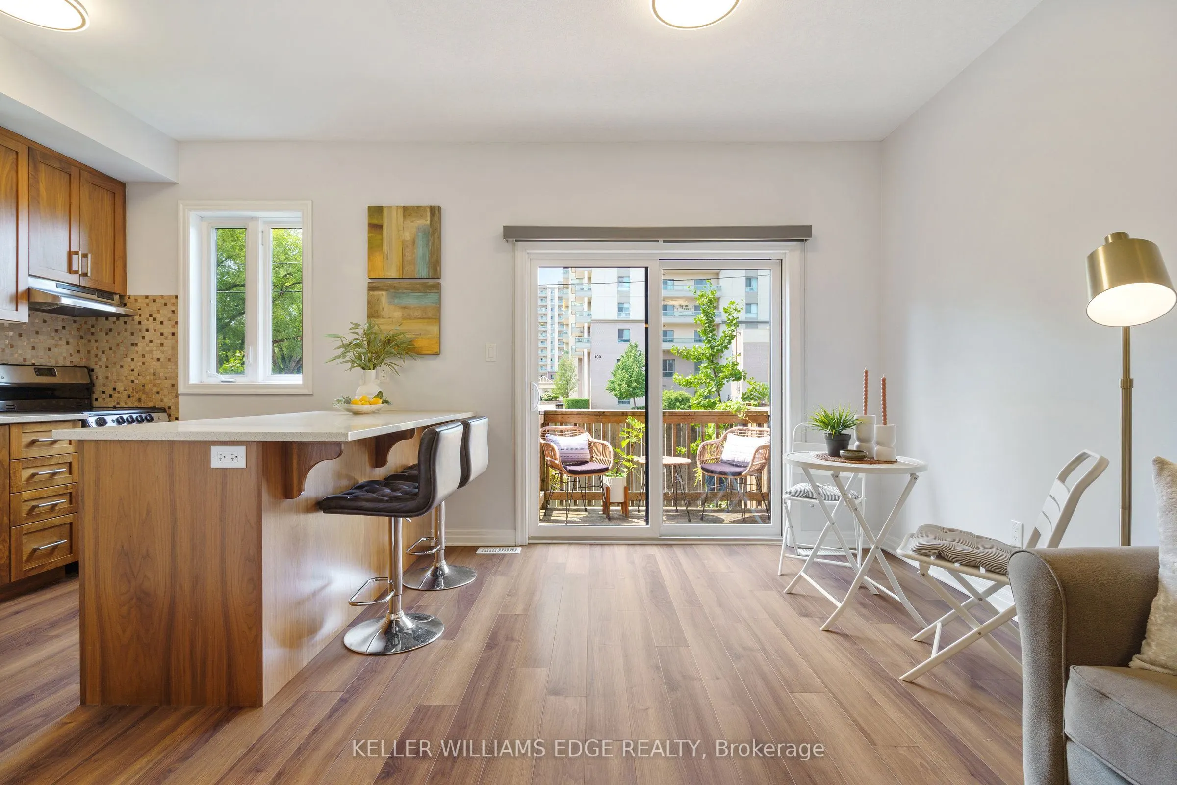 70 Plains Road W, #29
