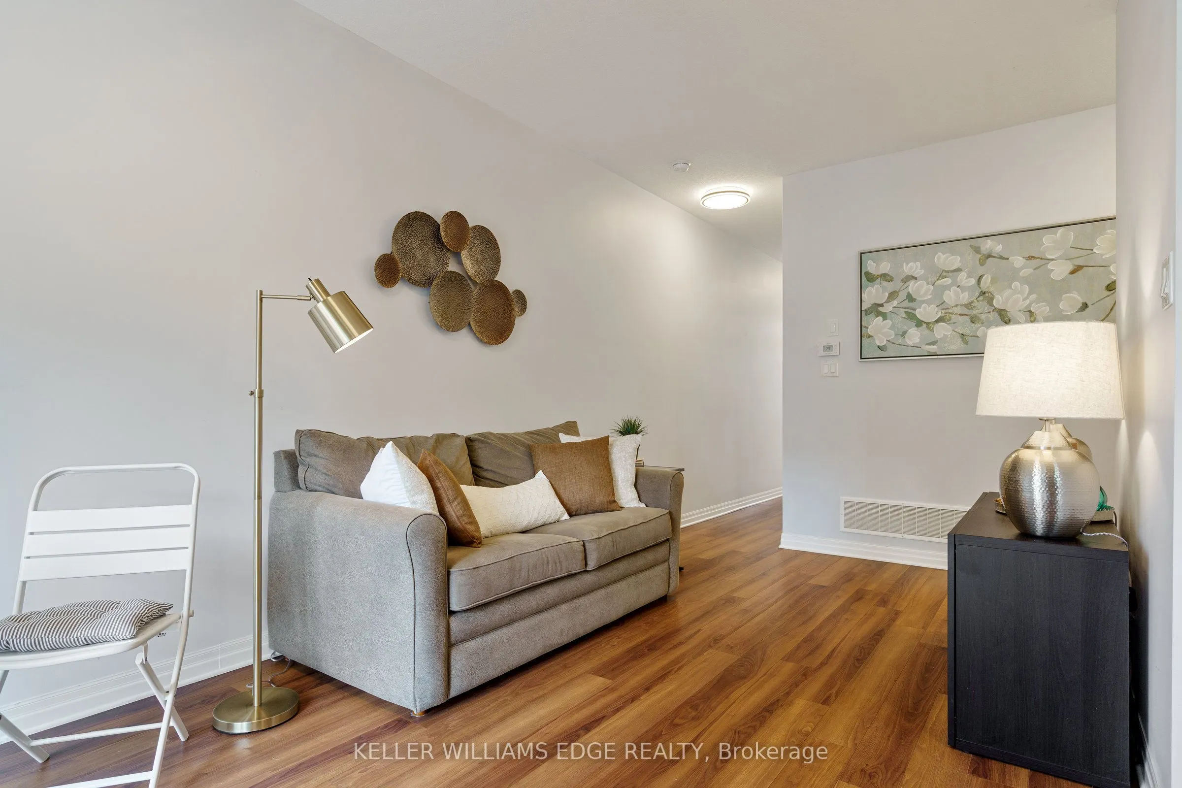 70 Plains Road W, #29