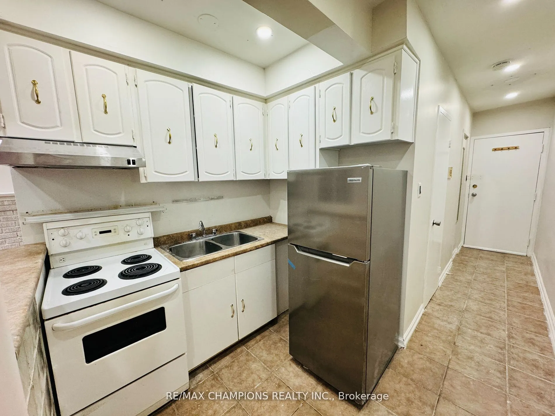 2 Elm Grove Avenue, #203