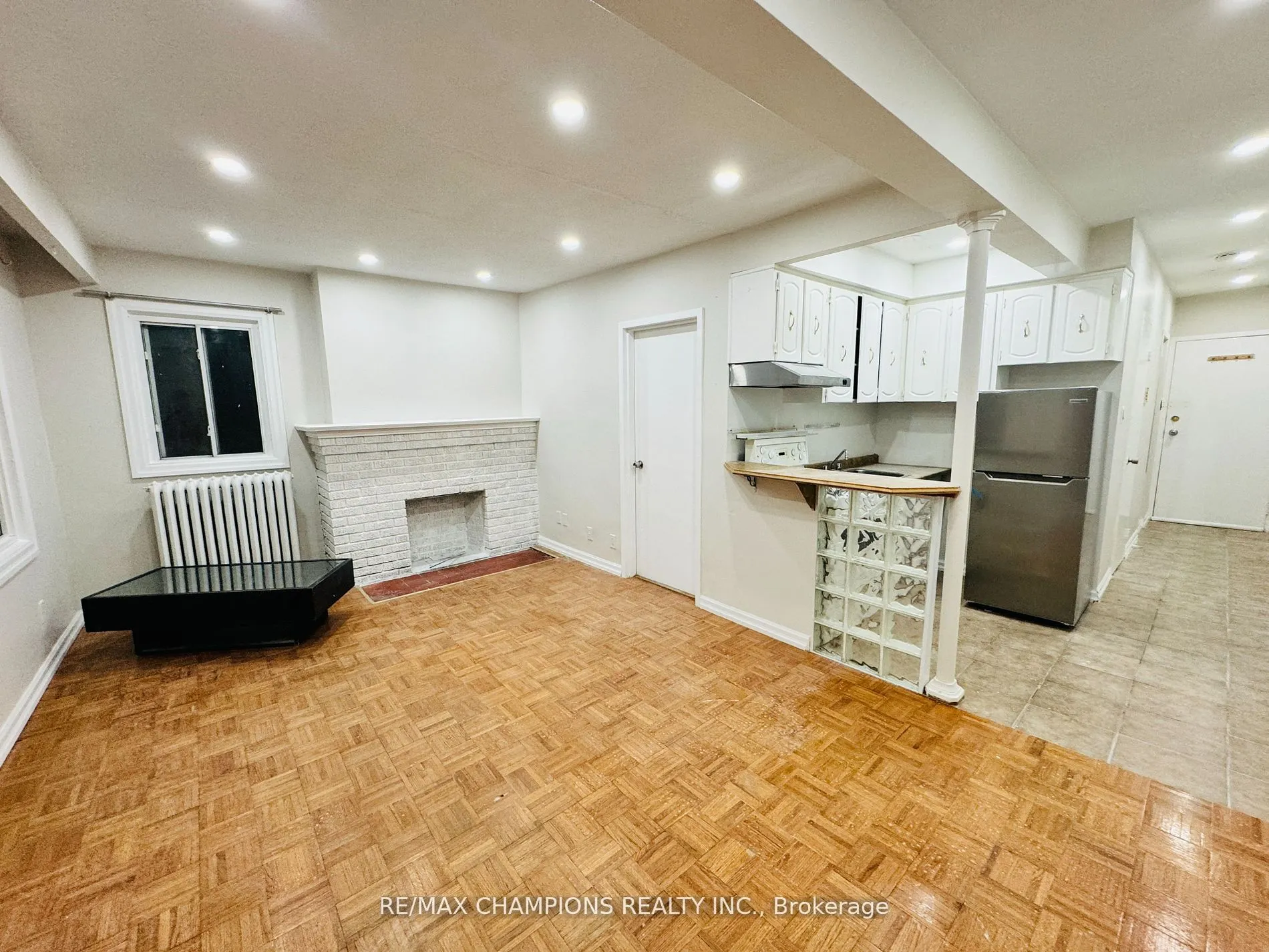 2 Elm Grove Avenue, #203