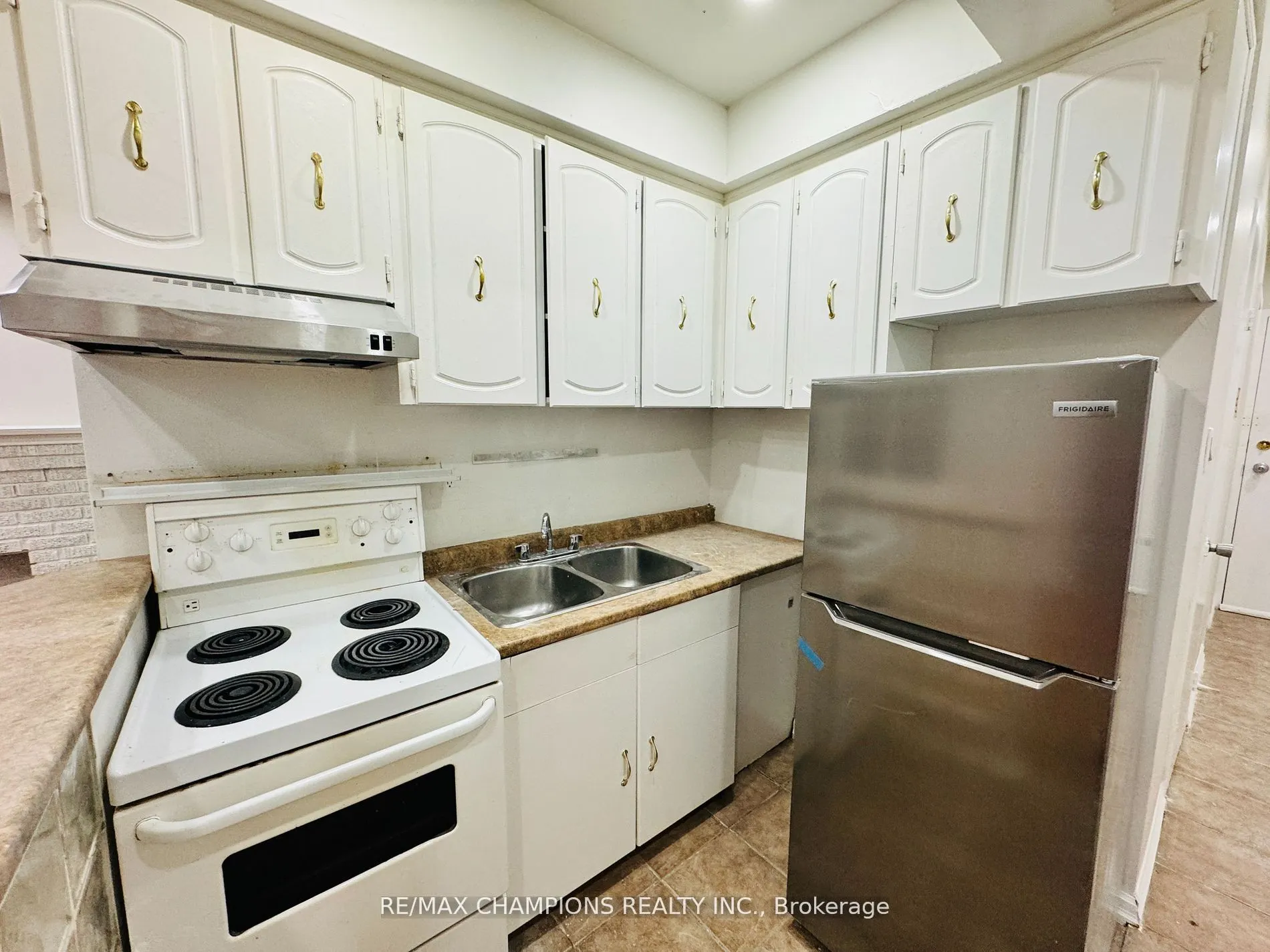 2 Elm Grove Avenue, #203