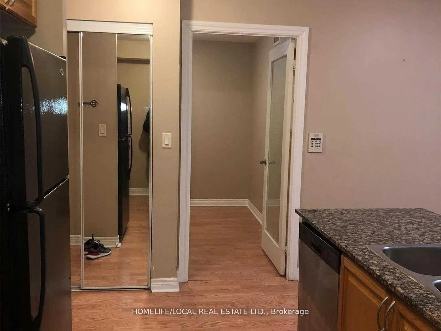 310 Burnhamthorpe Road W, #3403