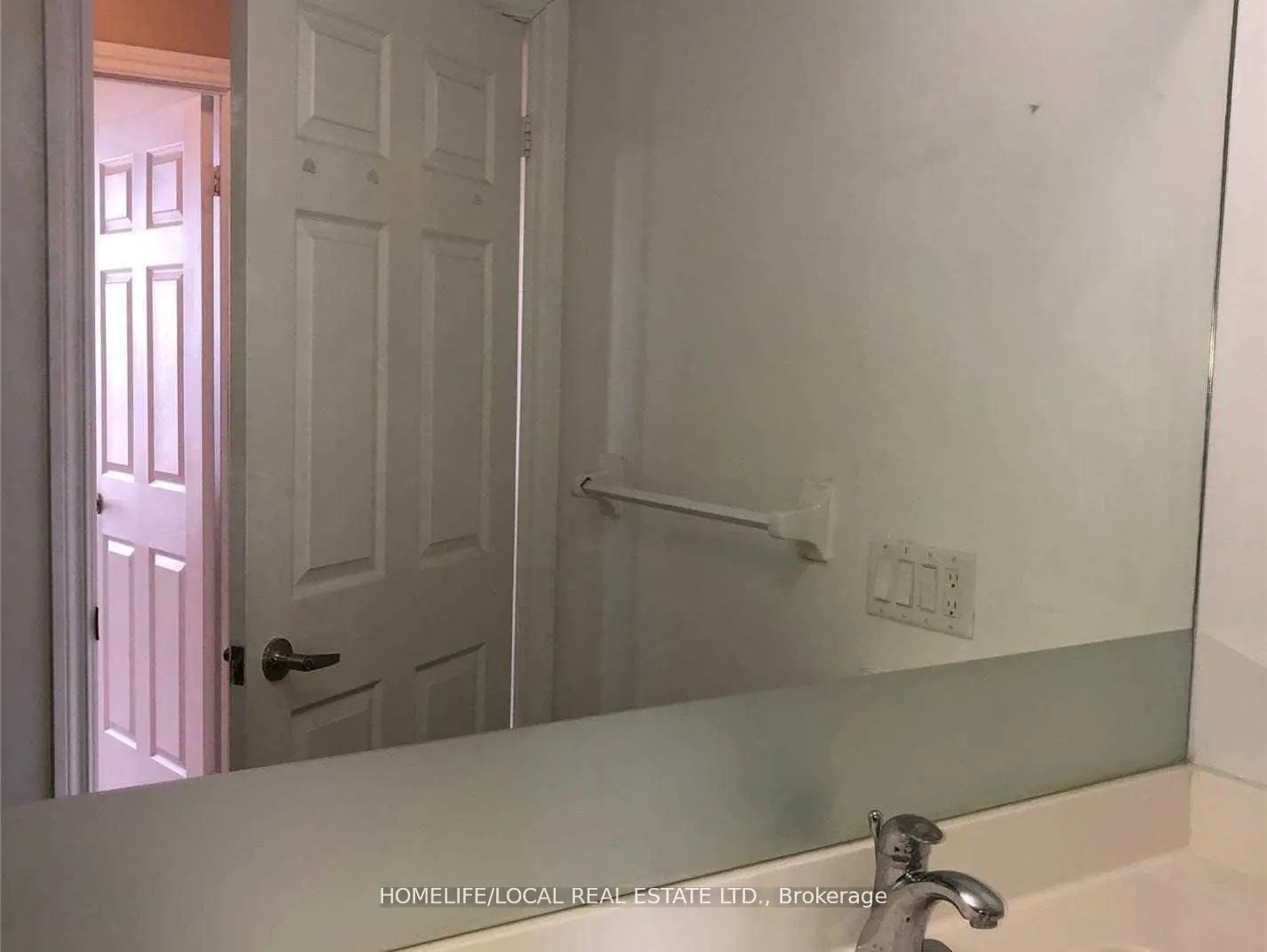 310 Burnhamthorpe Road W, #3403