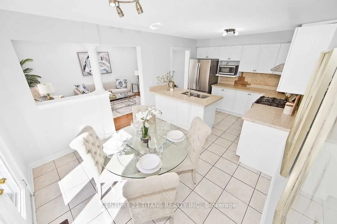 30 Trevino Crescent