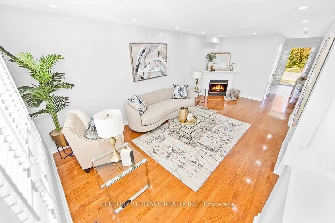 30 Trevino Crescent