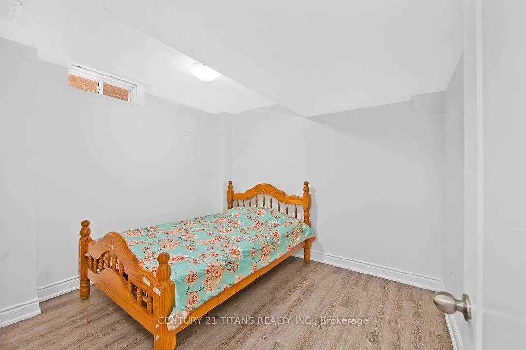 30 Trevino Crescent