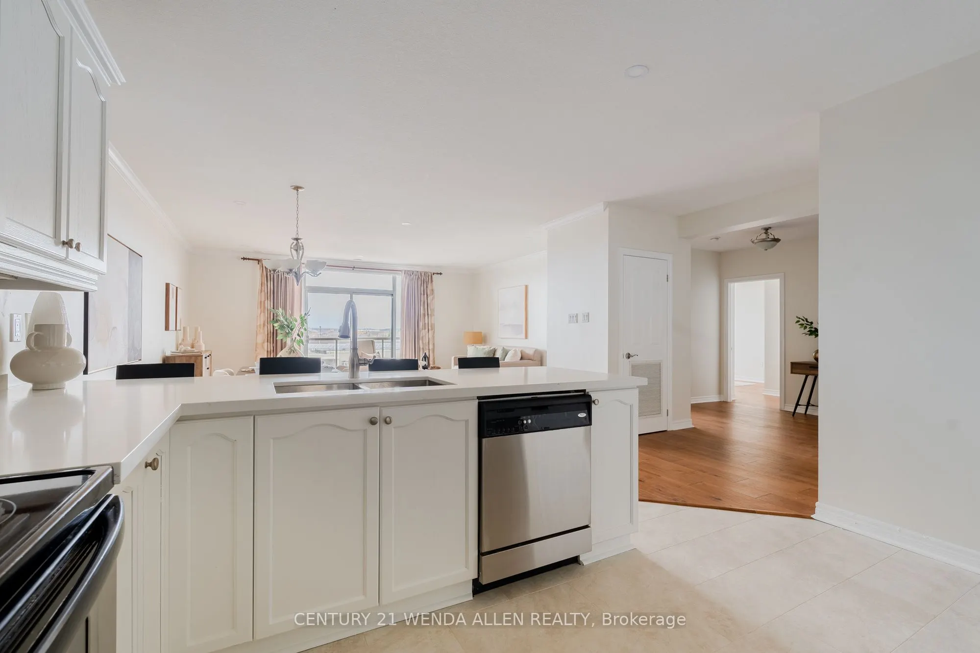1998 Ironstone Drive, #909