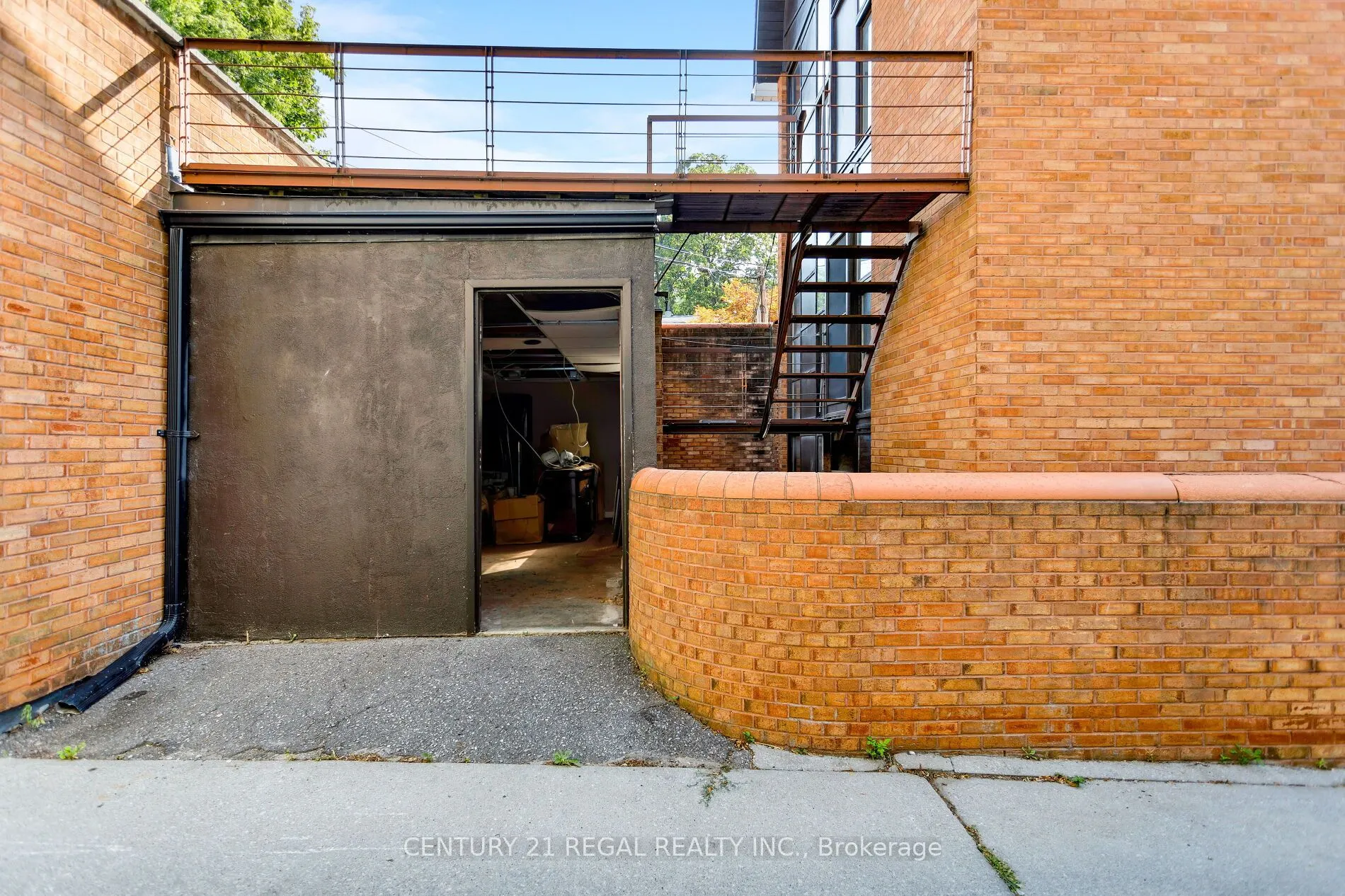 72 Abbott Avenue