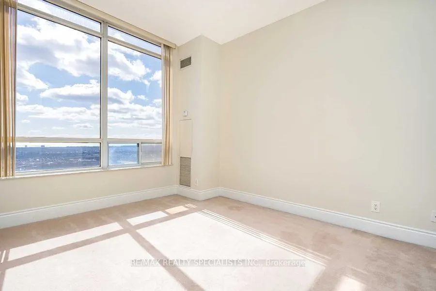 3880 Duke Of York Boulevard, #Ph8