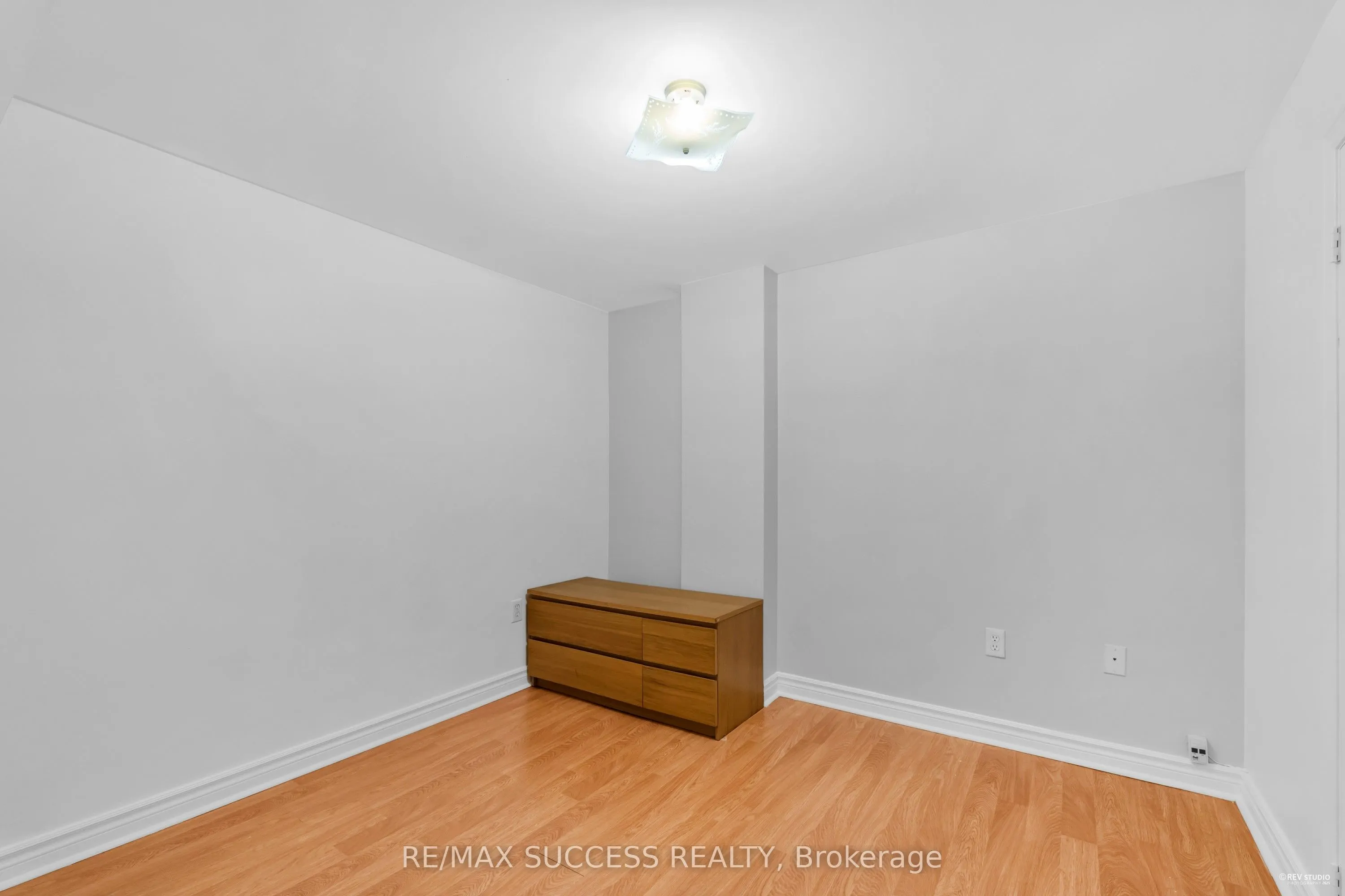 3224 Turnstone Crescent