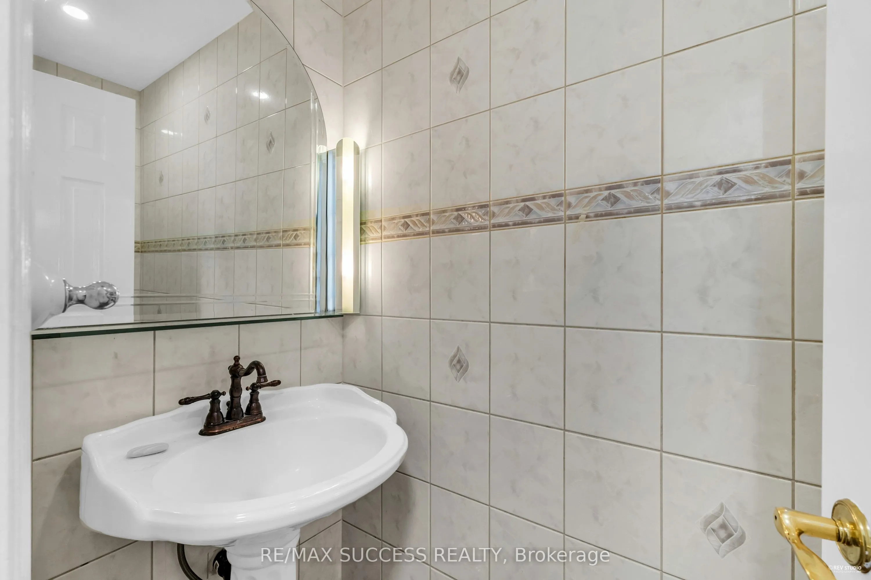 3224 Turnstone Crescent