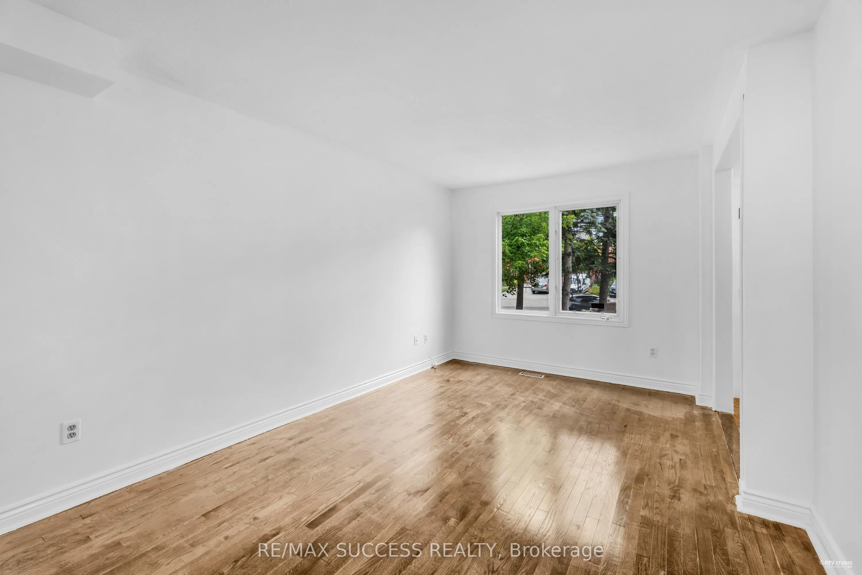3224 Turnstone Crescent
