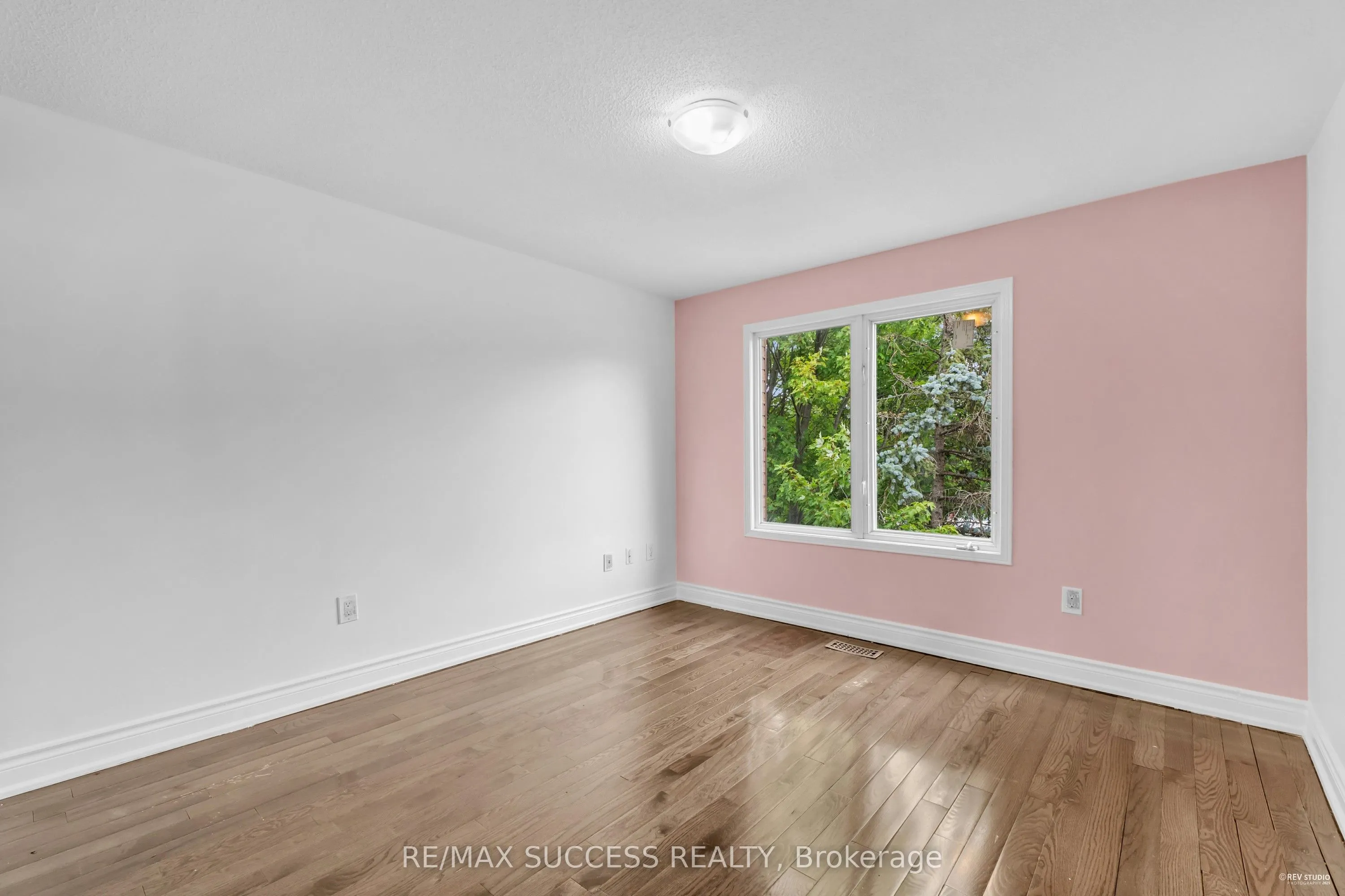 3224 Turnstone Crescent