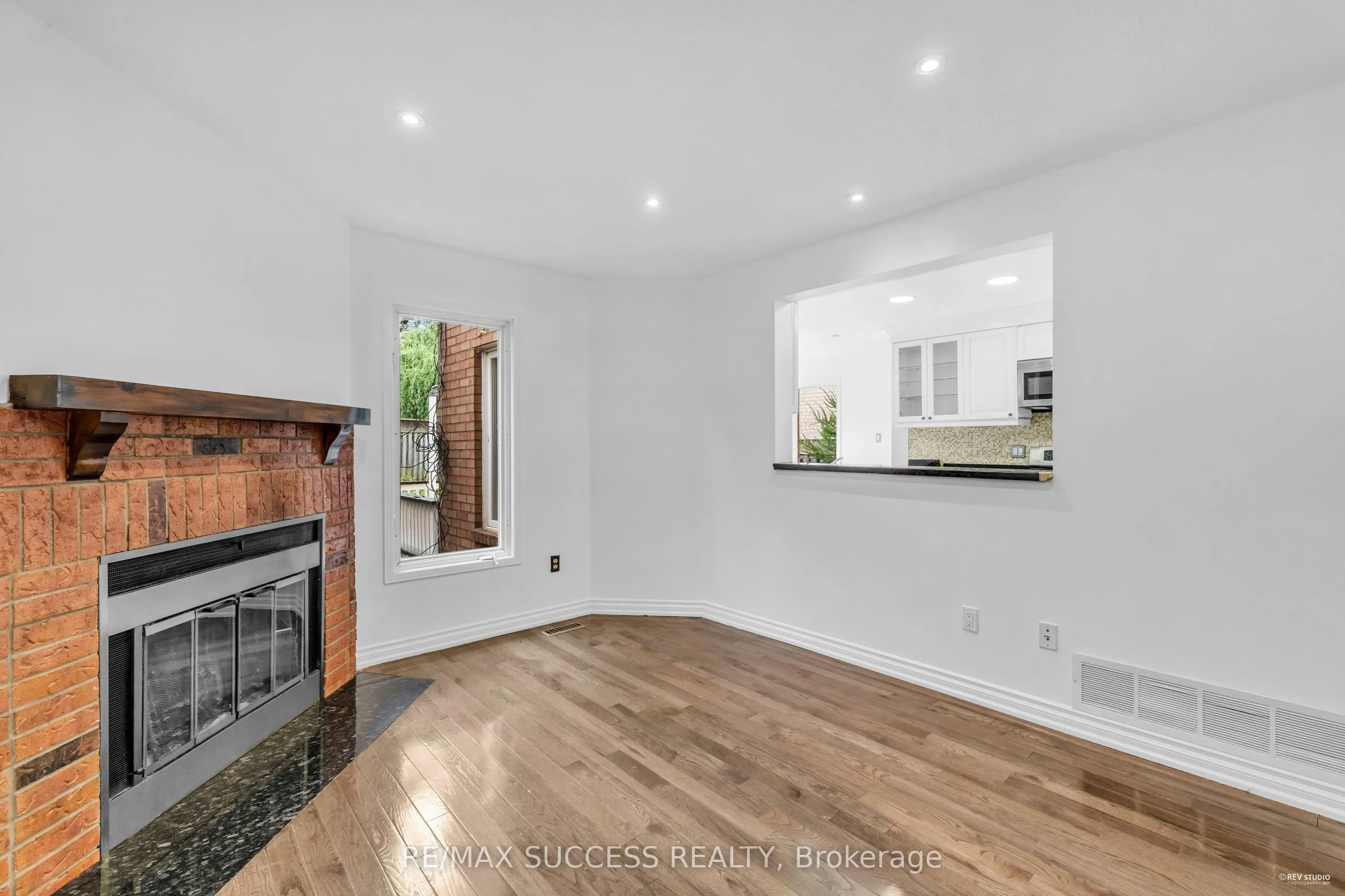 3224 Turnstone Crescent