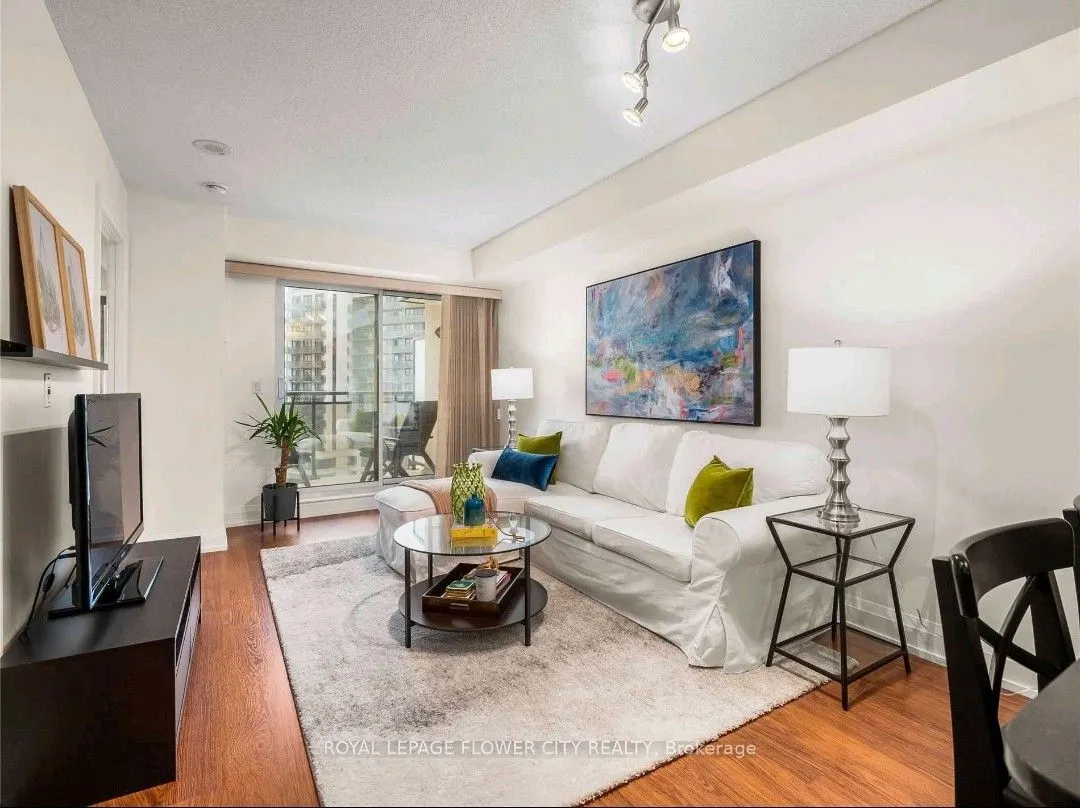 1070 Sheppard Avenue W, #801