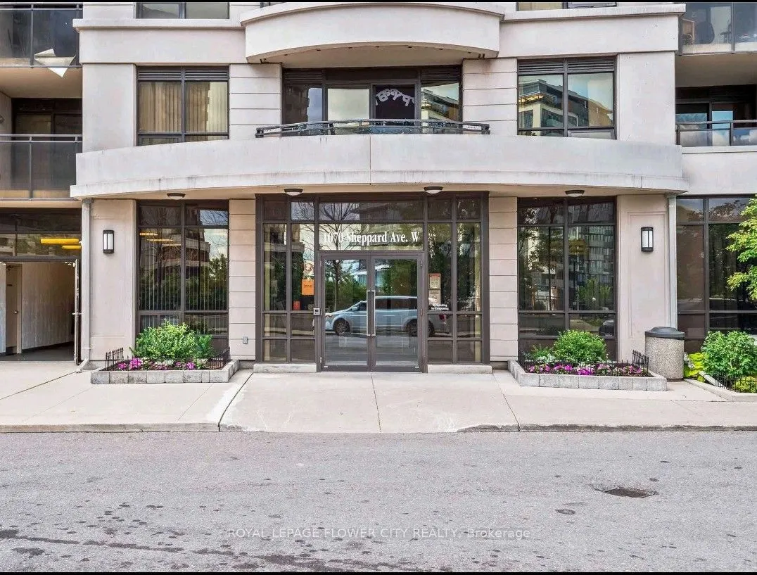 1070 Sheppard Avenue W, #801