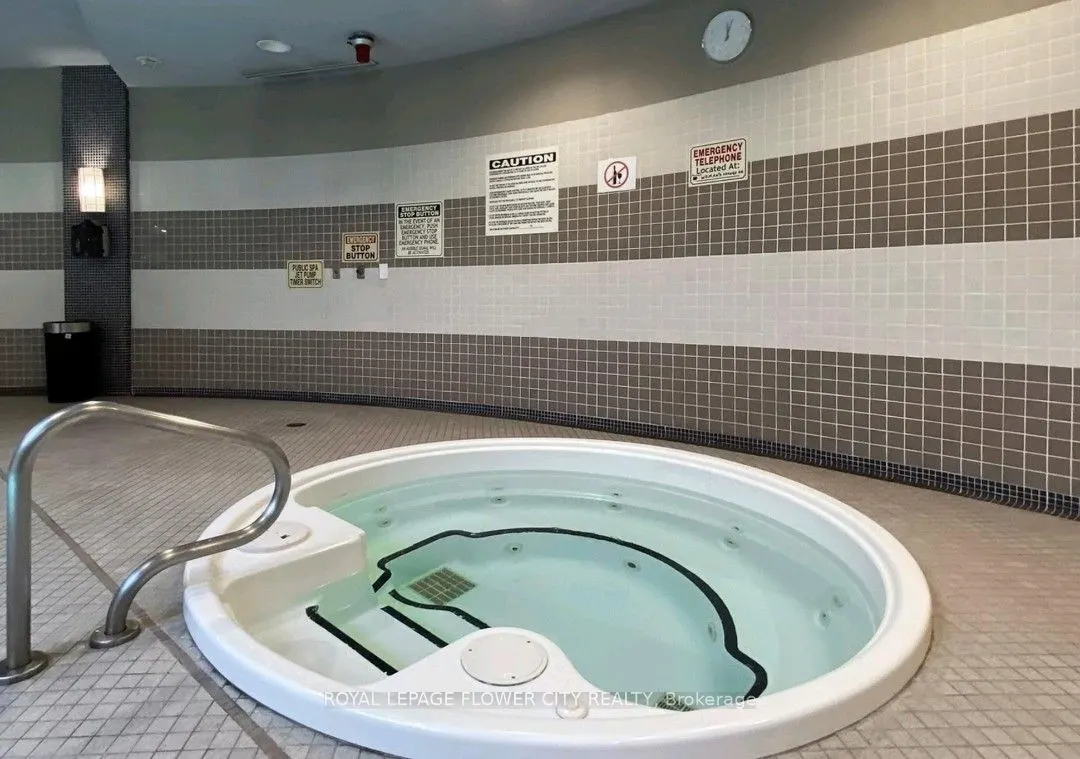 1070 Sheppard Avenue W, #801
