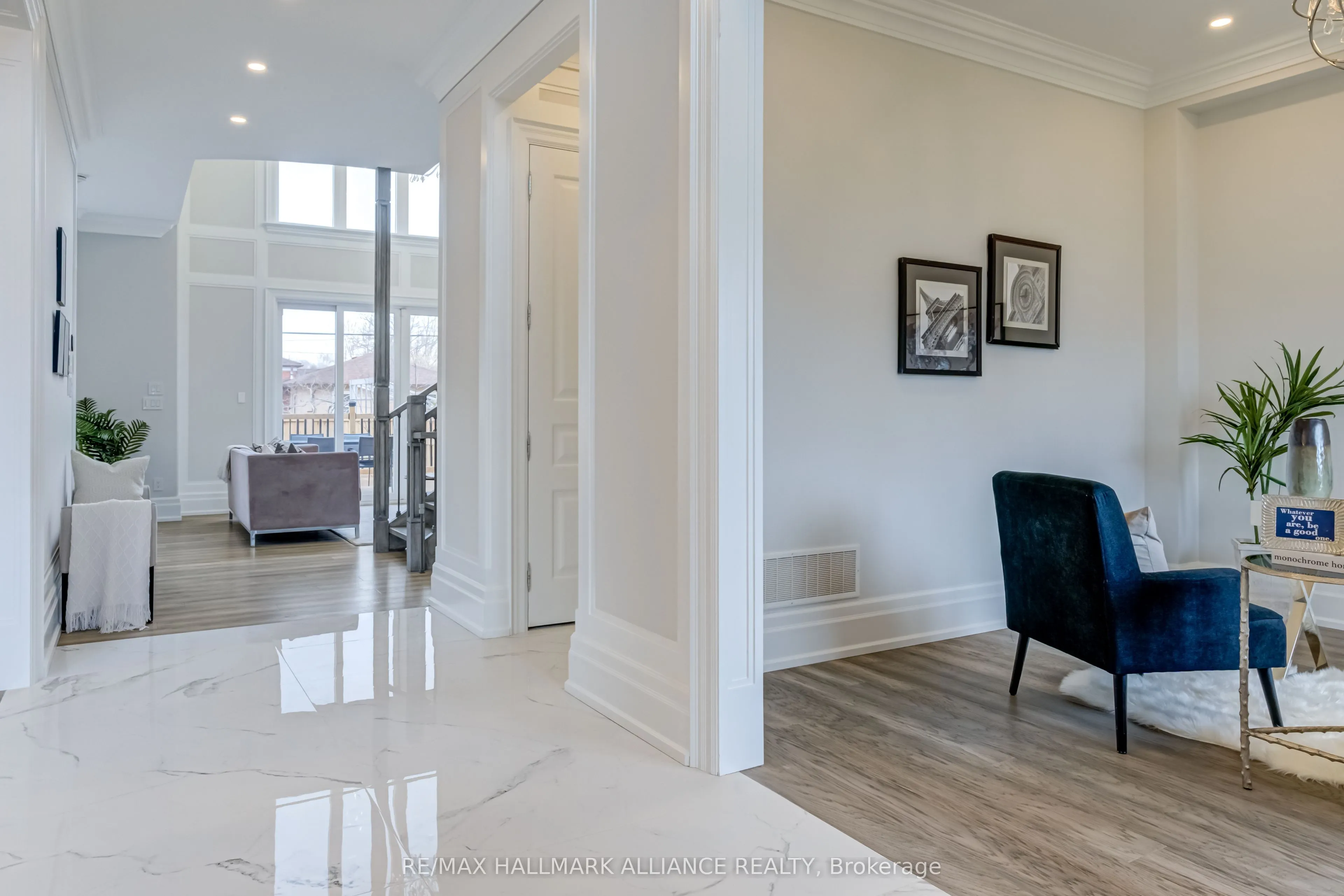 350 Weighton Drive