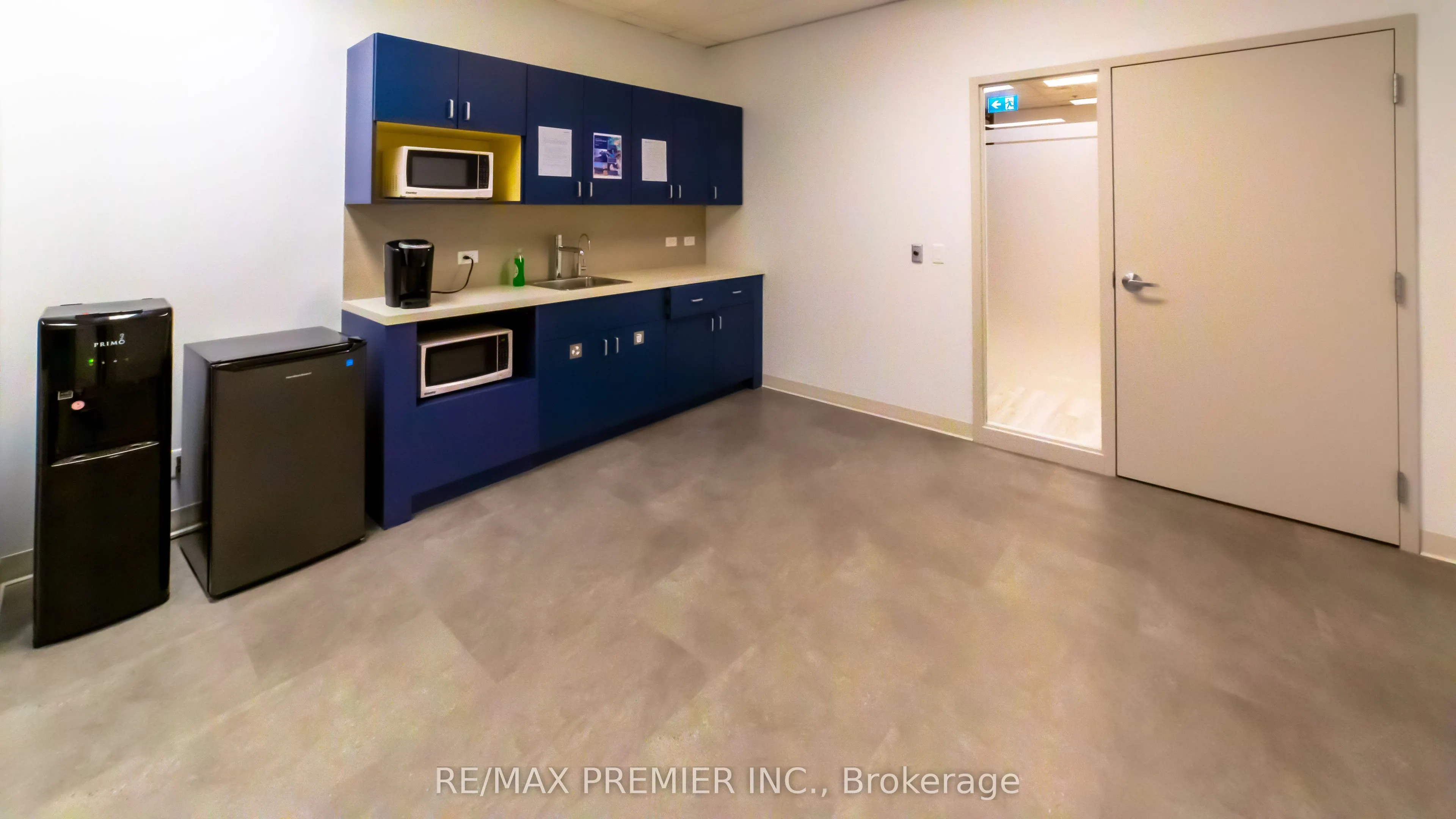 2020 Winston Park Drive, #200-09