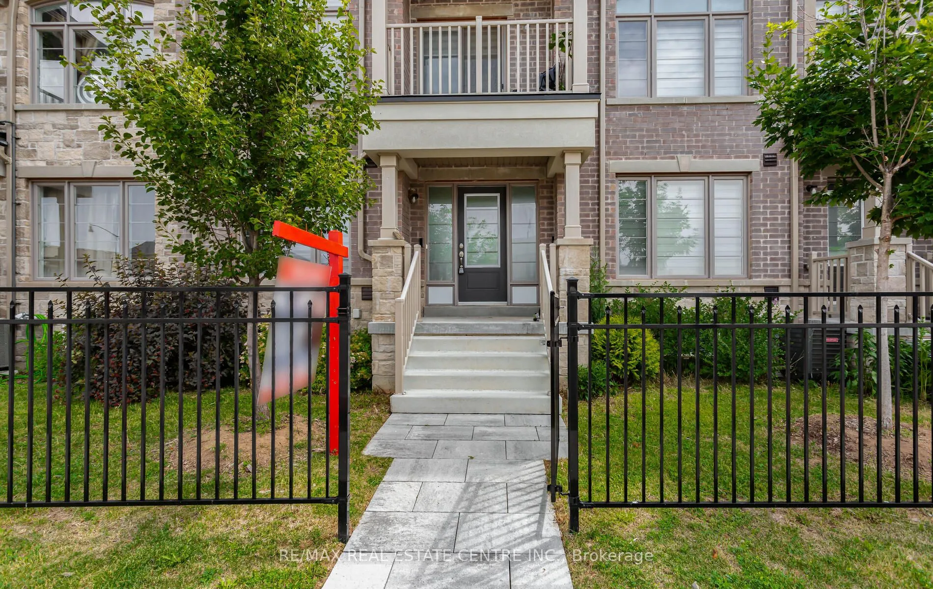 6 Summerbeam Way