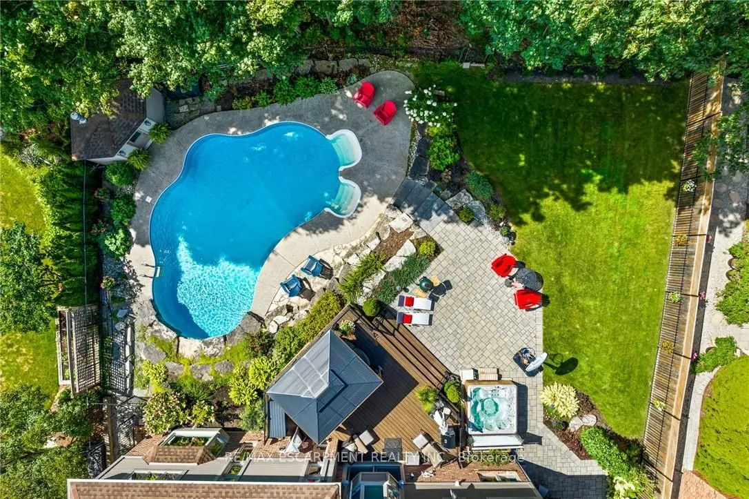 1103 Crofton Way