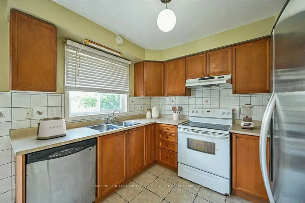 73 Botavia Downs Drive