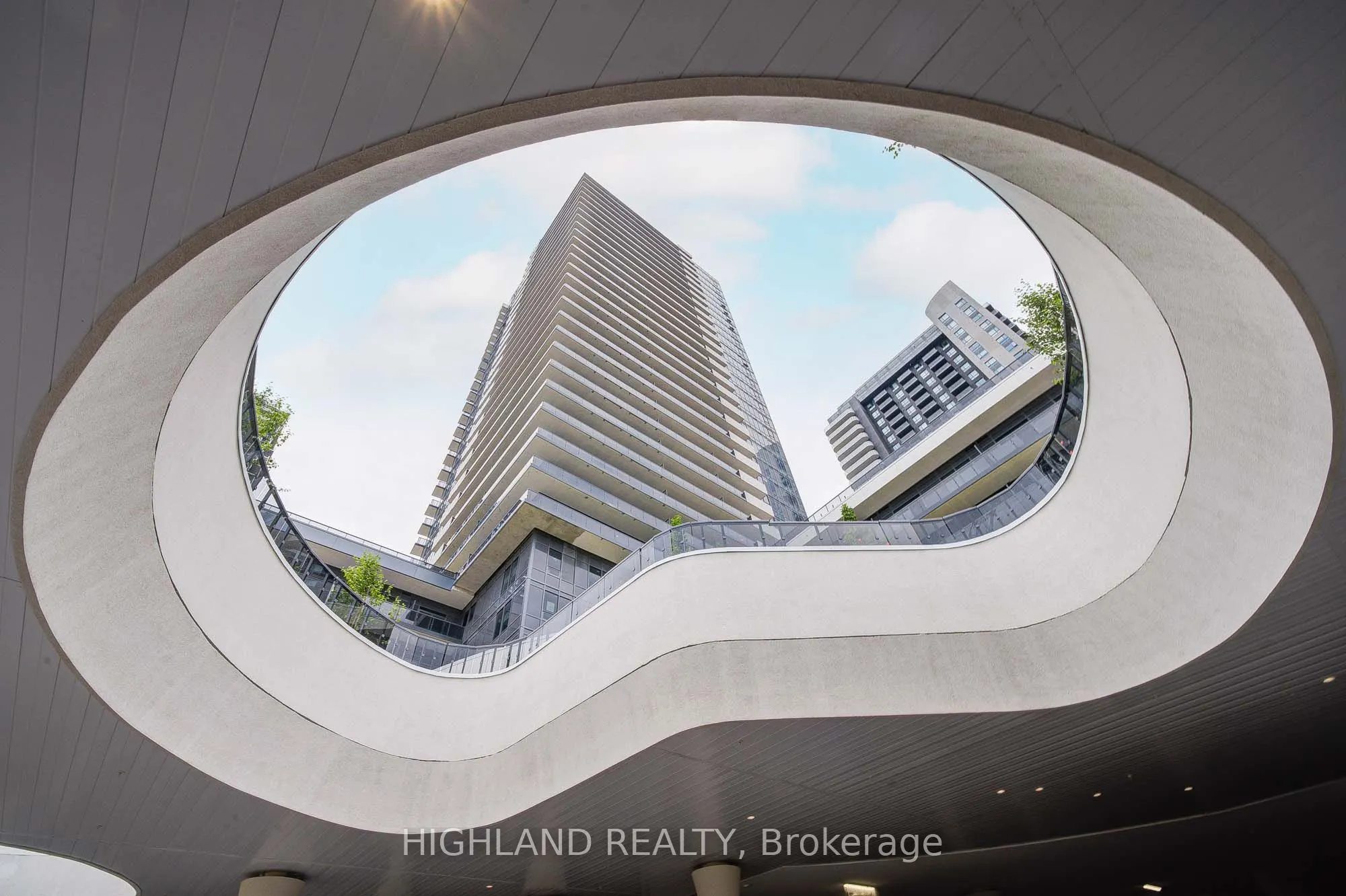 5105 Hurontario Street, #2812