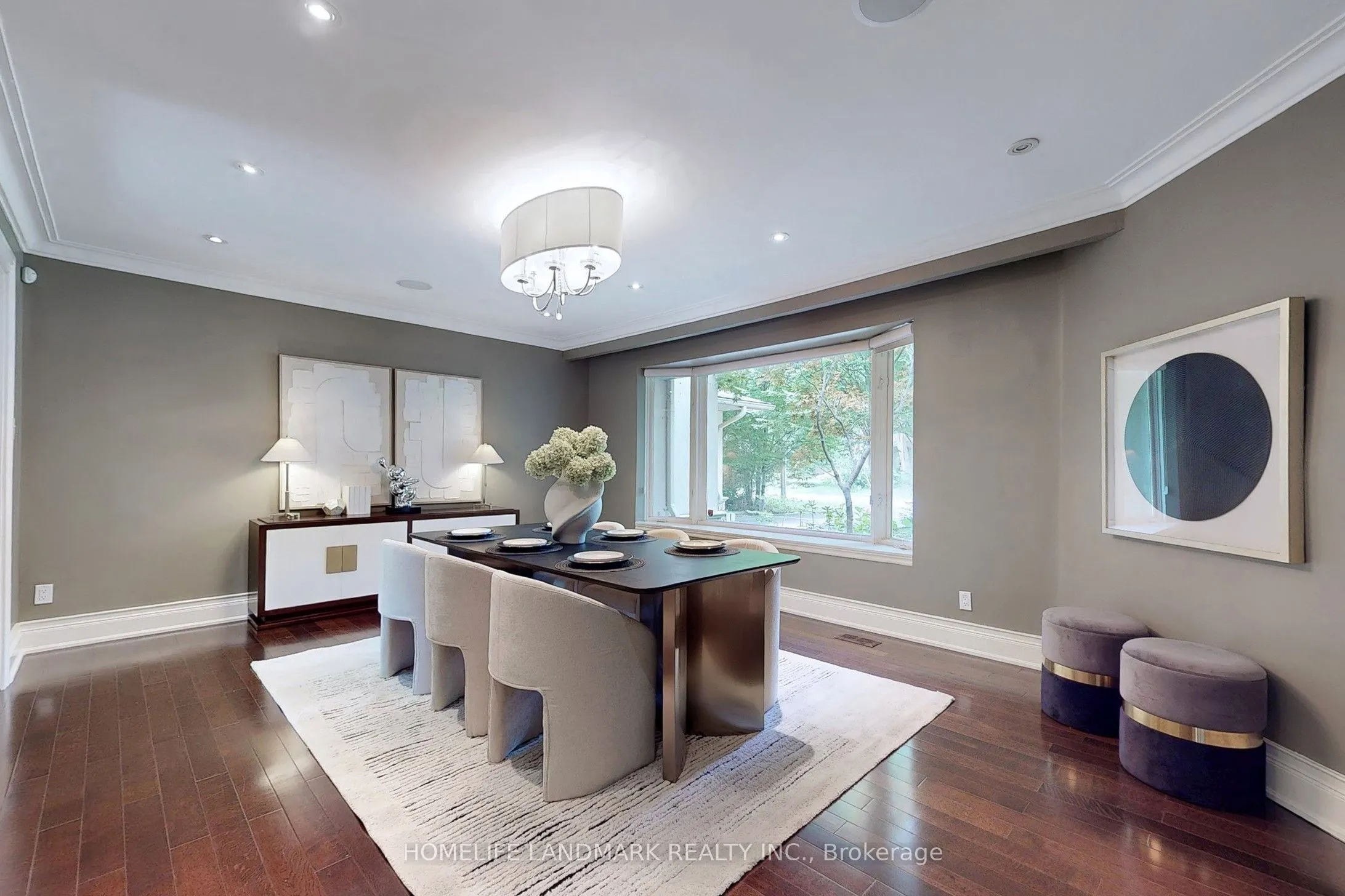 1558 Spring Road