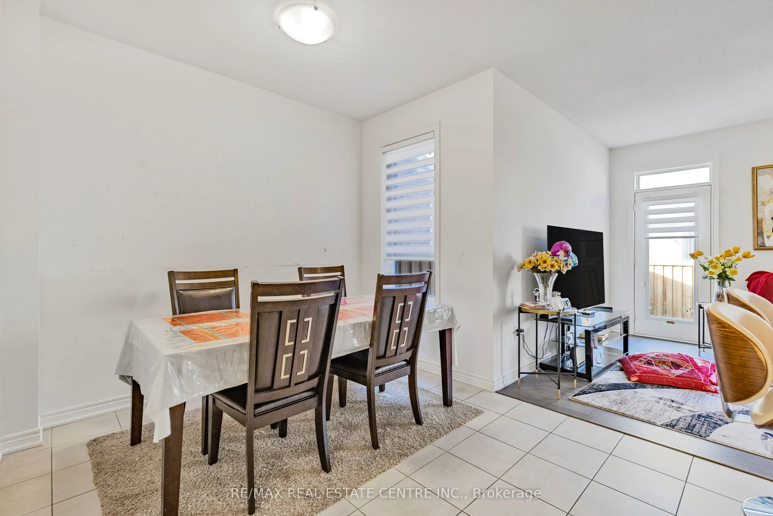 1525 Carr Landing