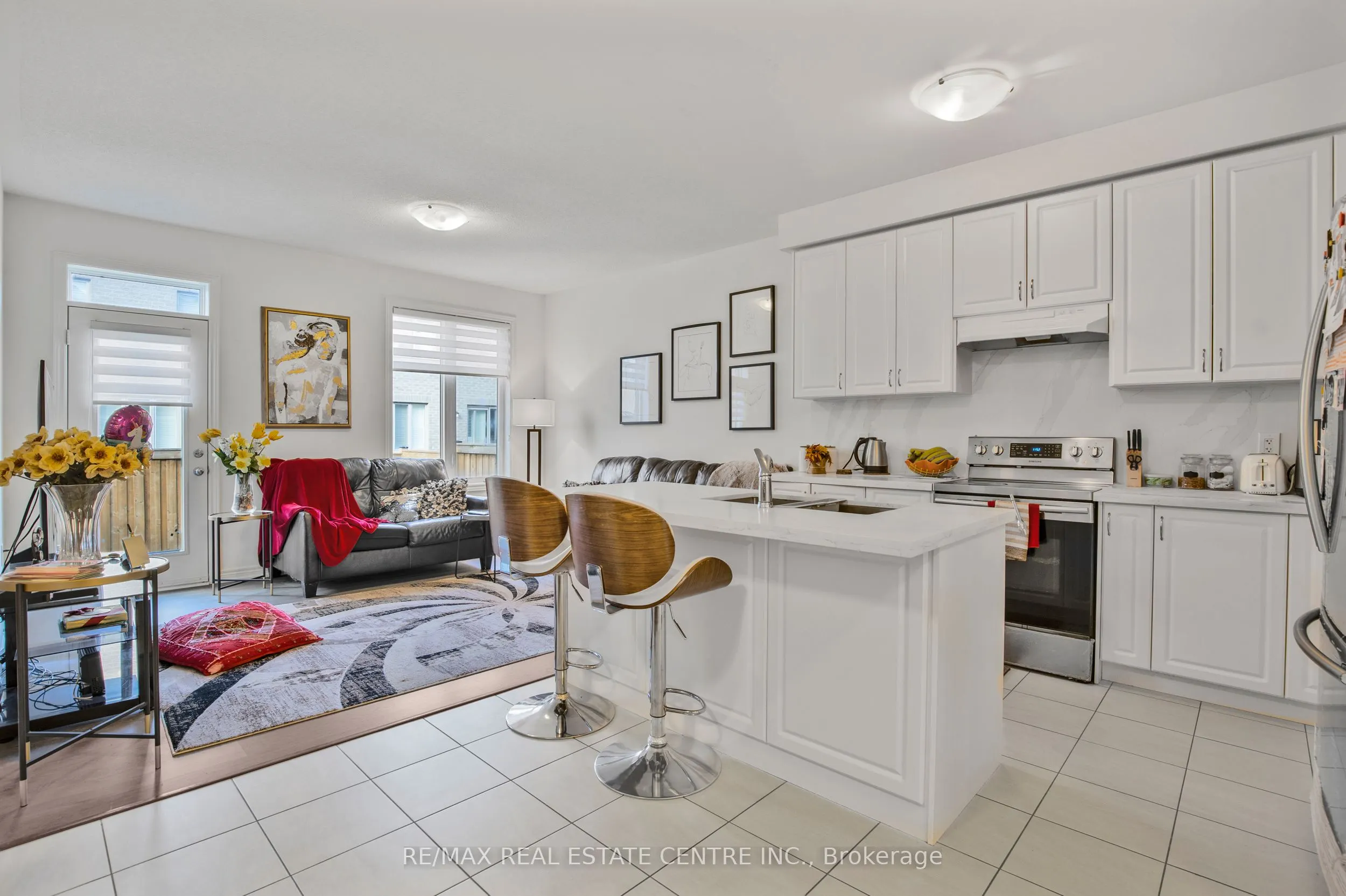 1525 Carr Landing