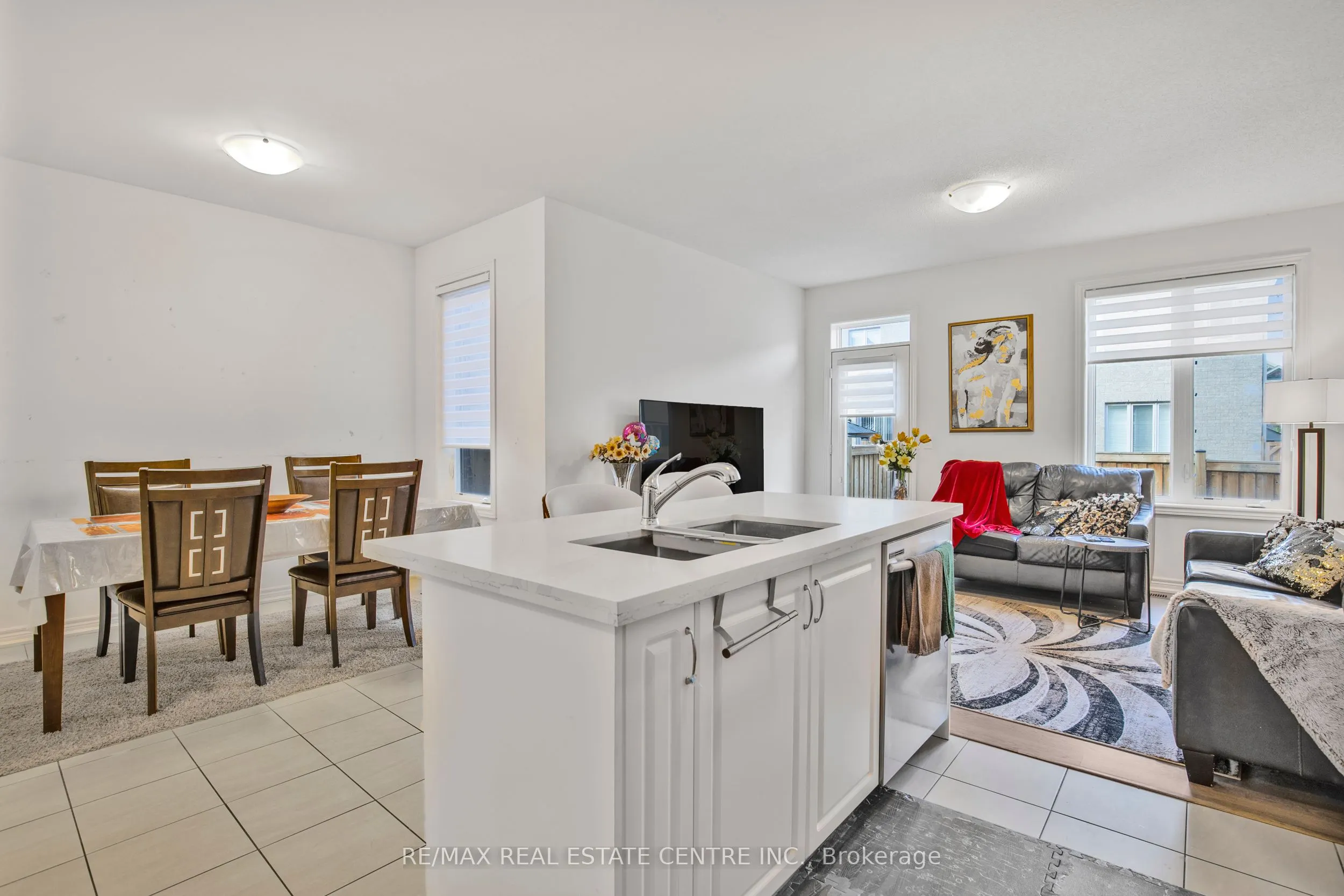 1525 Carr Landing