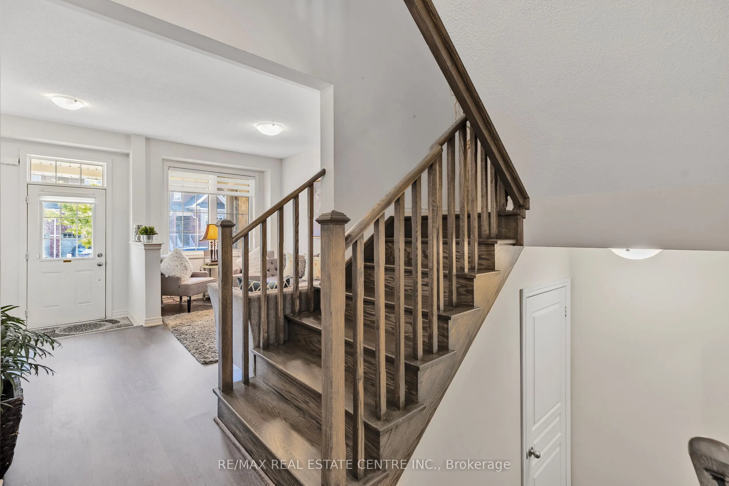 1525 Carr Landing