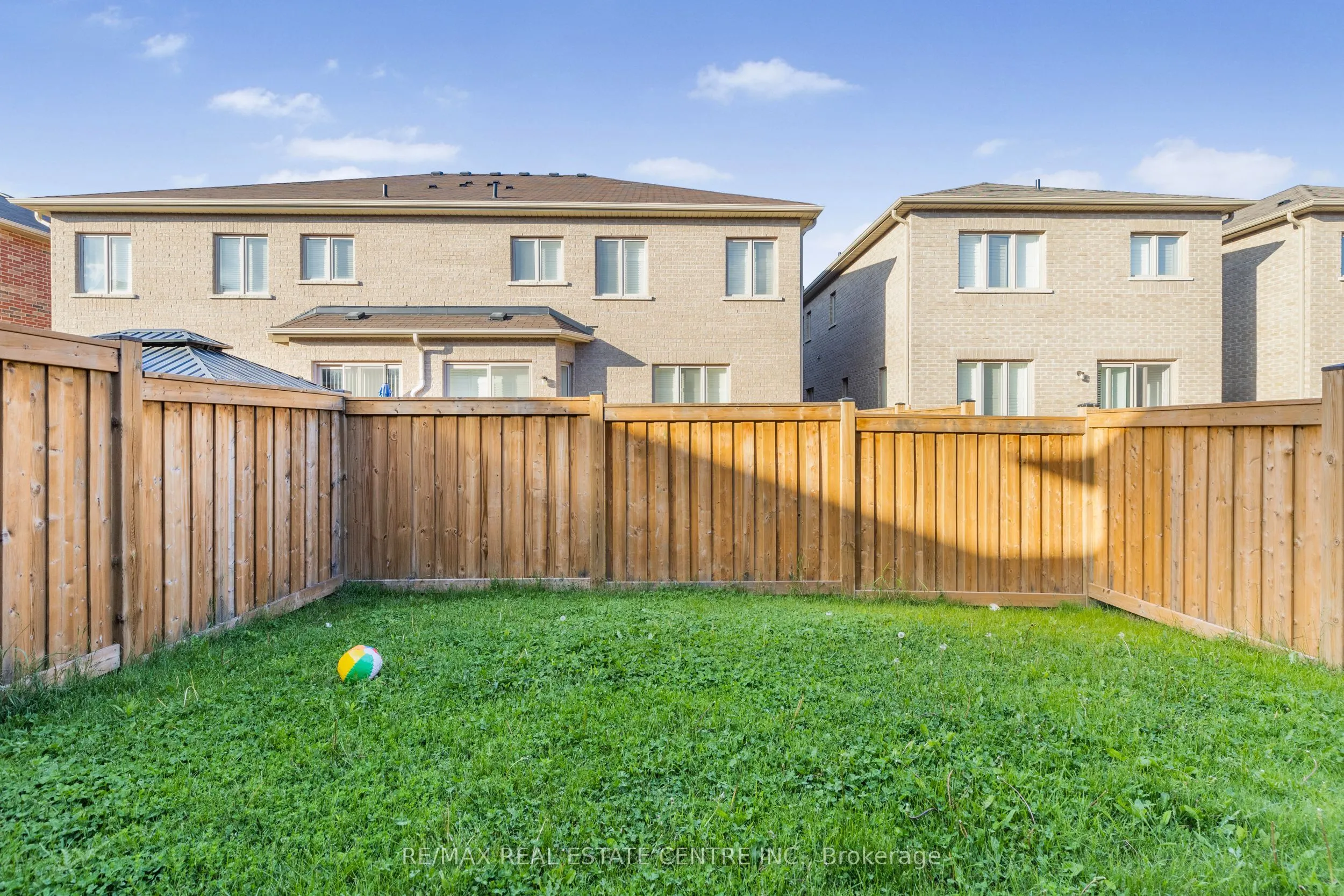 1525 Carr Landing