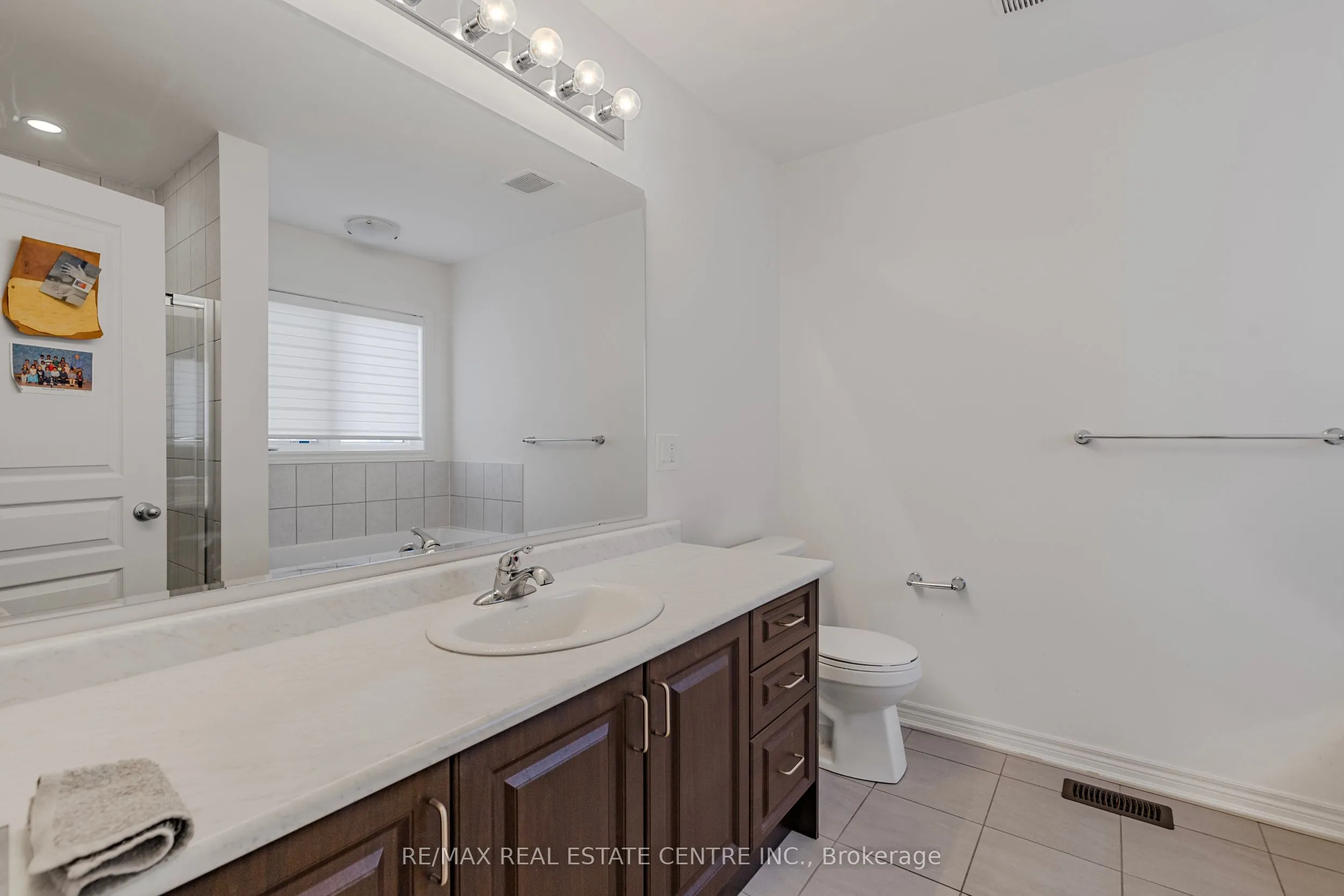 1525 Carr Landing