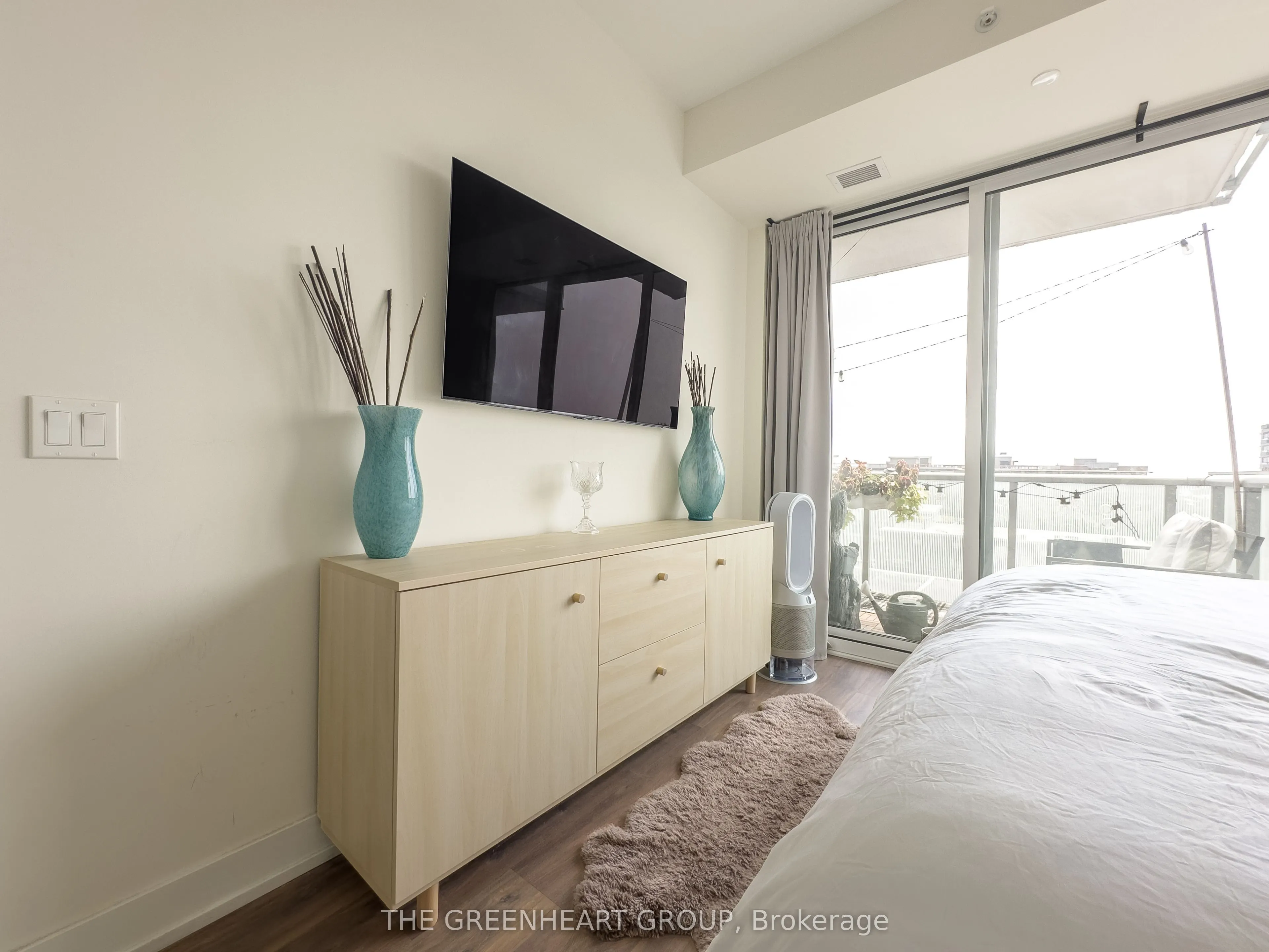 8 Ann Street, #504