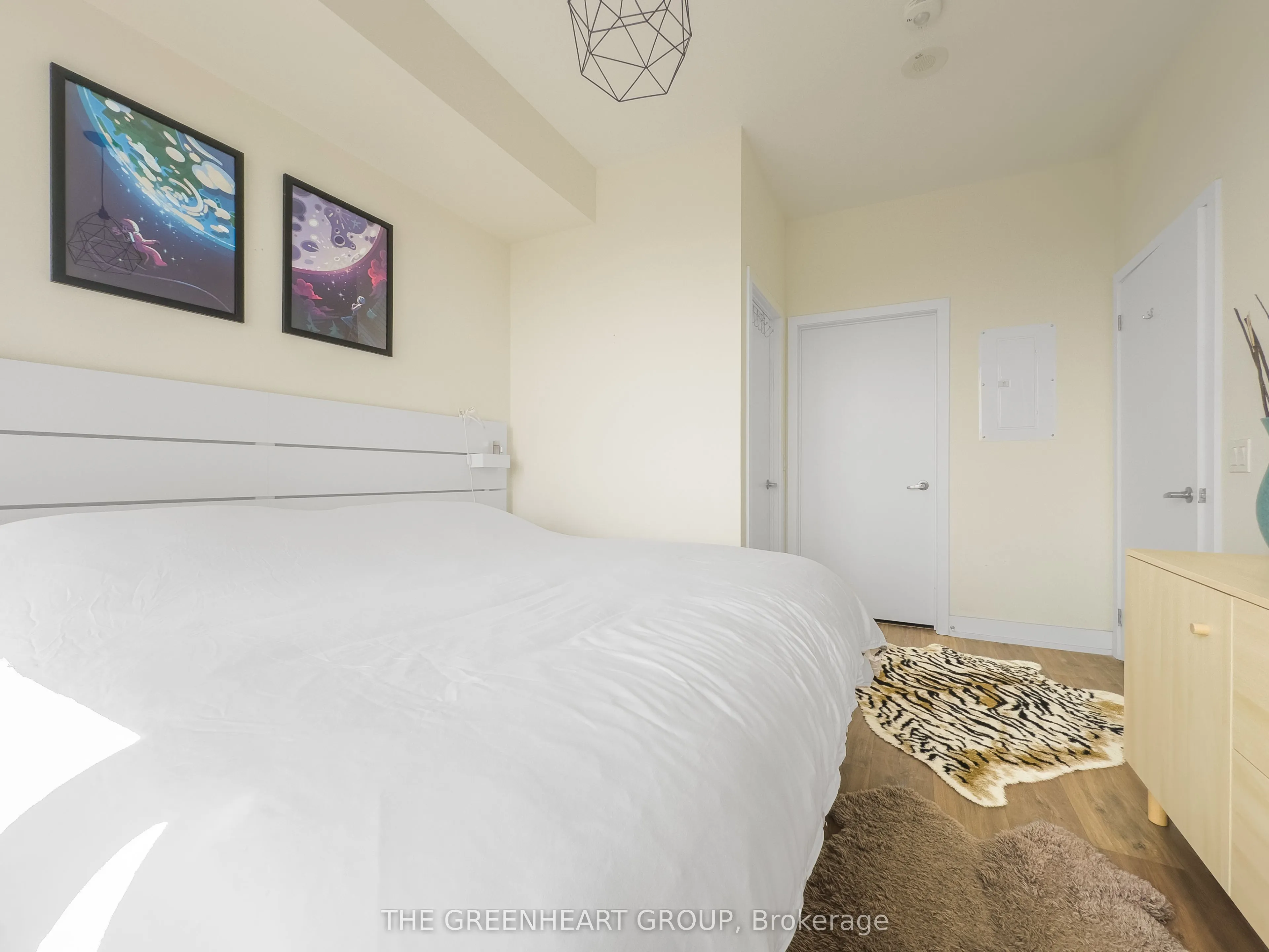 8 Ann Street, #504