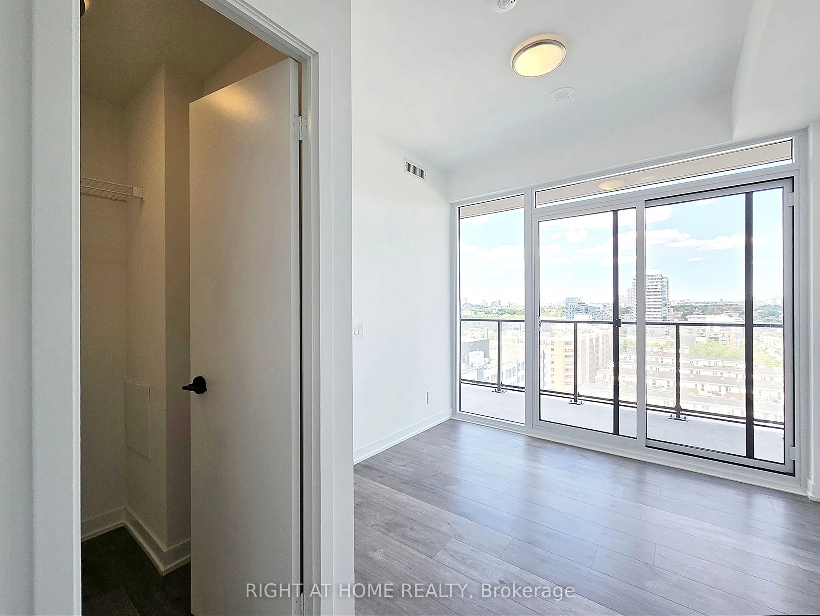 285 Dufferin Street, #1006